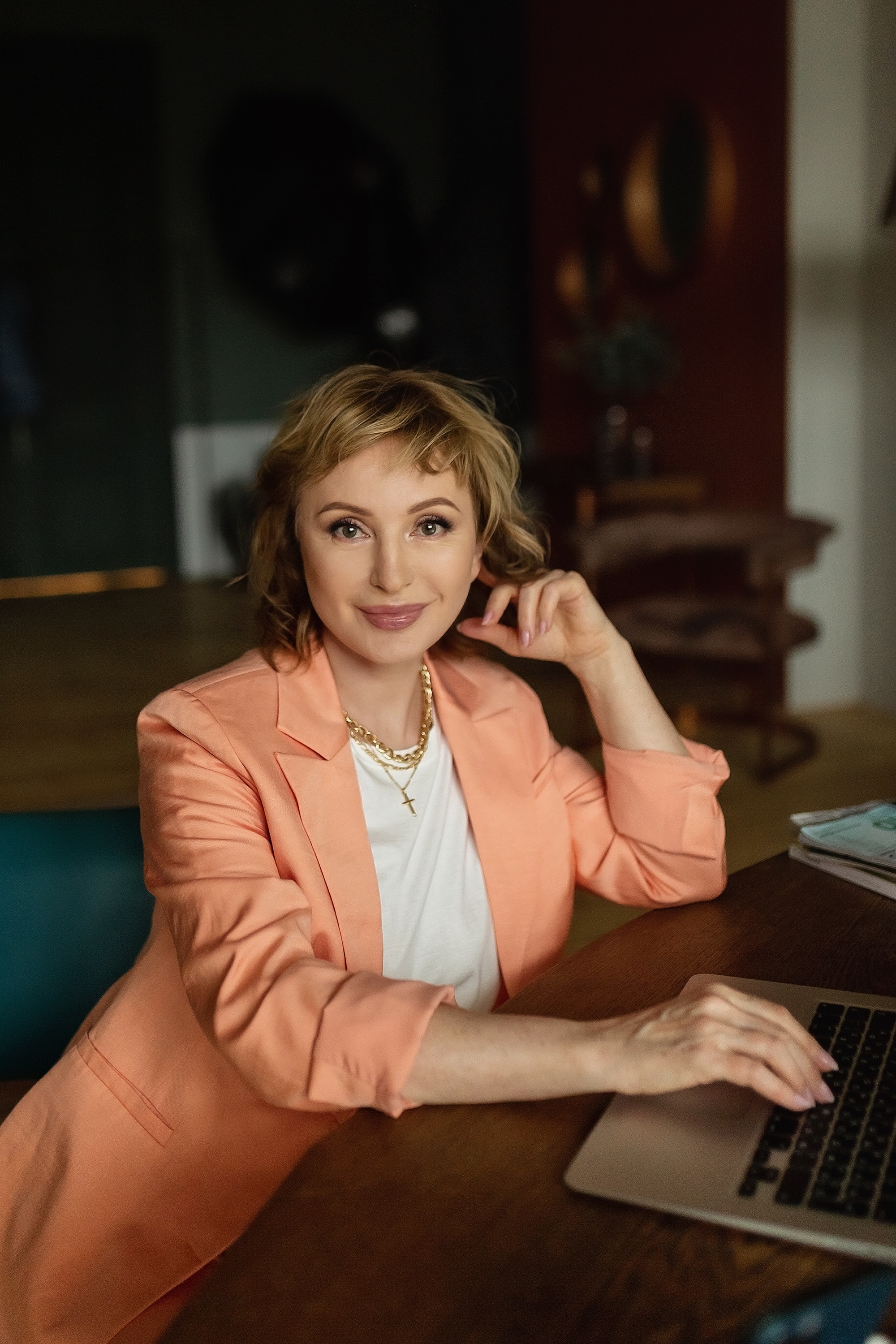 Людмила, бизнес-тренер и финансовый консультант. Фотограф в Москве Ксения Мокрушина | Brand & Women photographer