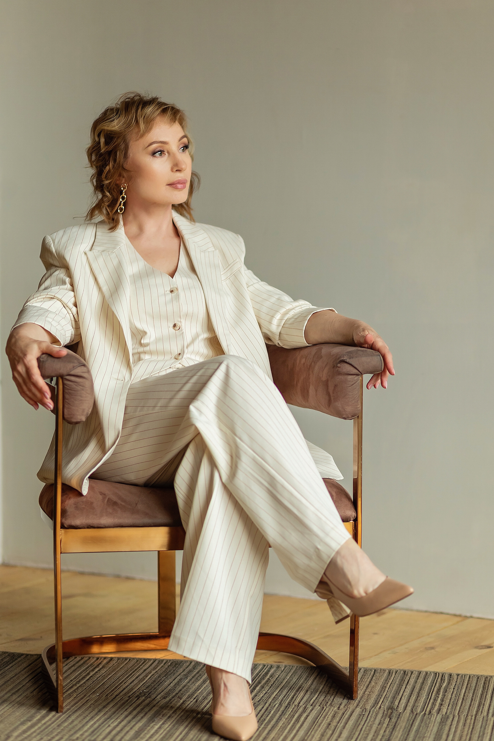 Людмила, бизнес-тренер и финансовый консультант. Фотограф в Москве Ксения Мокрушина | Brand & Women photographer