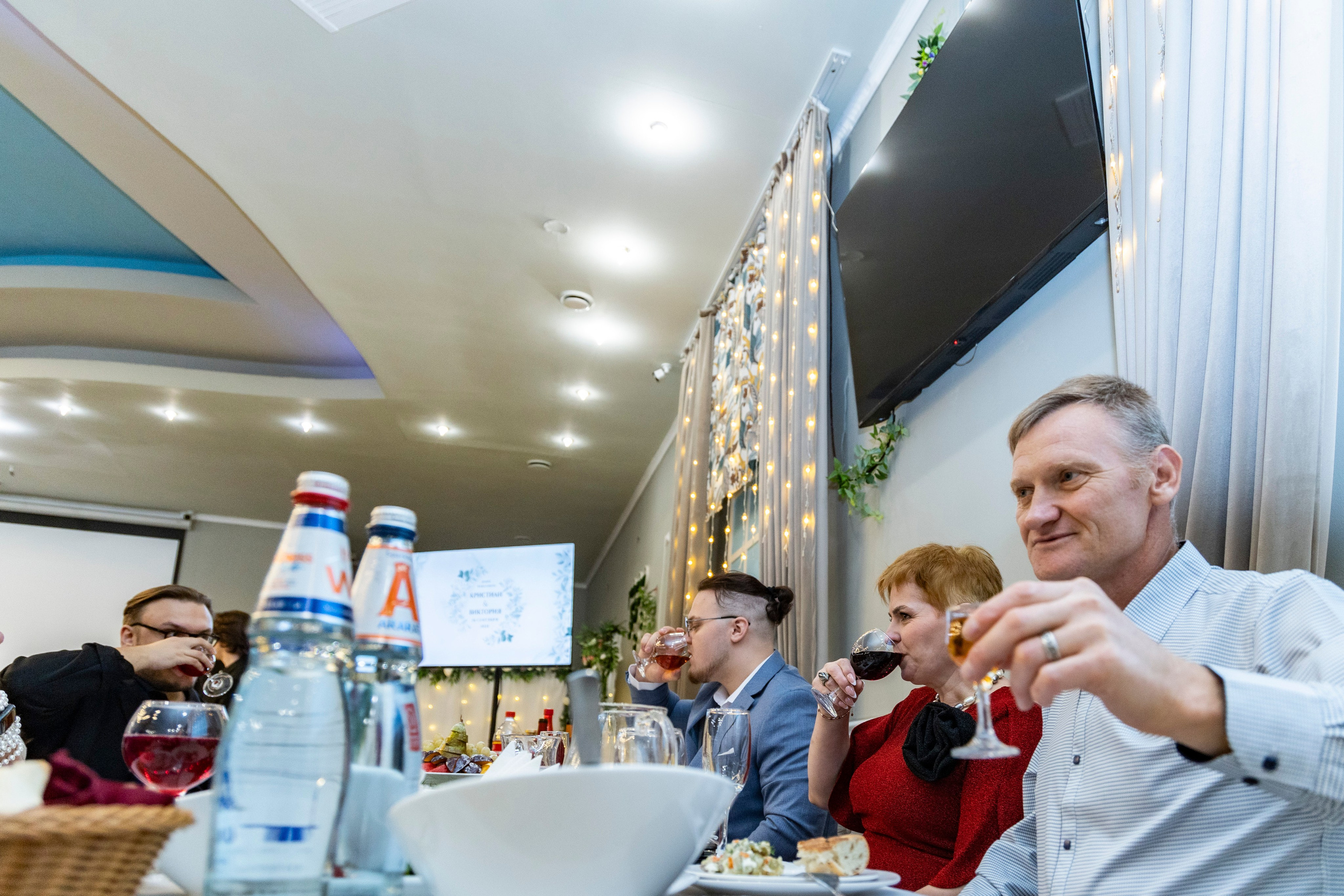 Свадебная фотосессия свадебный фотограф Татьяна Марсуверских свадебная фотопрогулка Москва Жуковский. Фотограф для маркетплейсов, фотоуслуги в Жуковском Татьяна Марсуверских