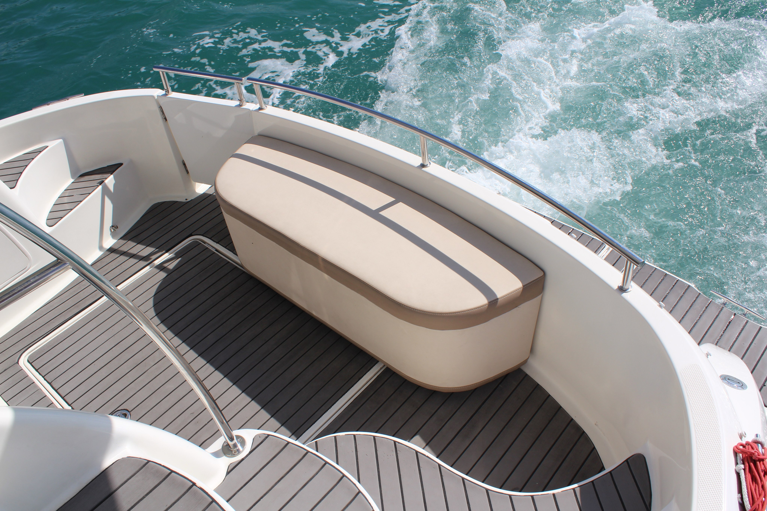 Яхта Меридиан Аренда Яхты в Сочи Яхтанаморе YACHTNAMORE YACHTANAMORE