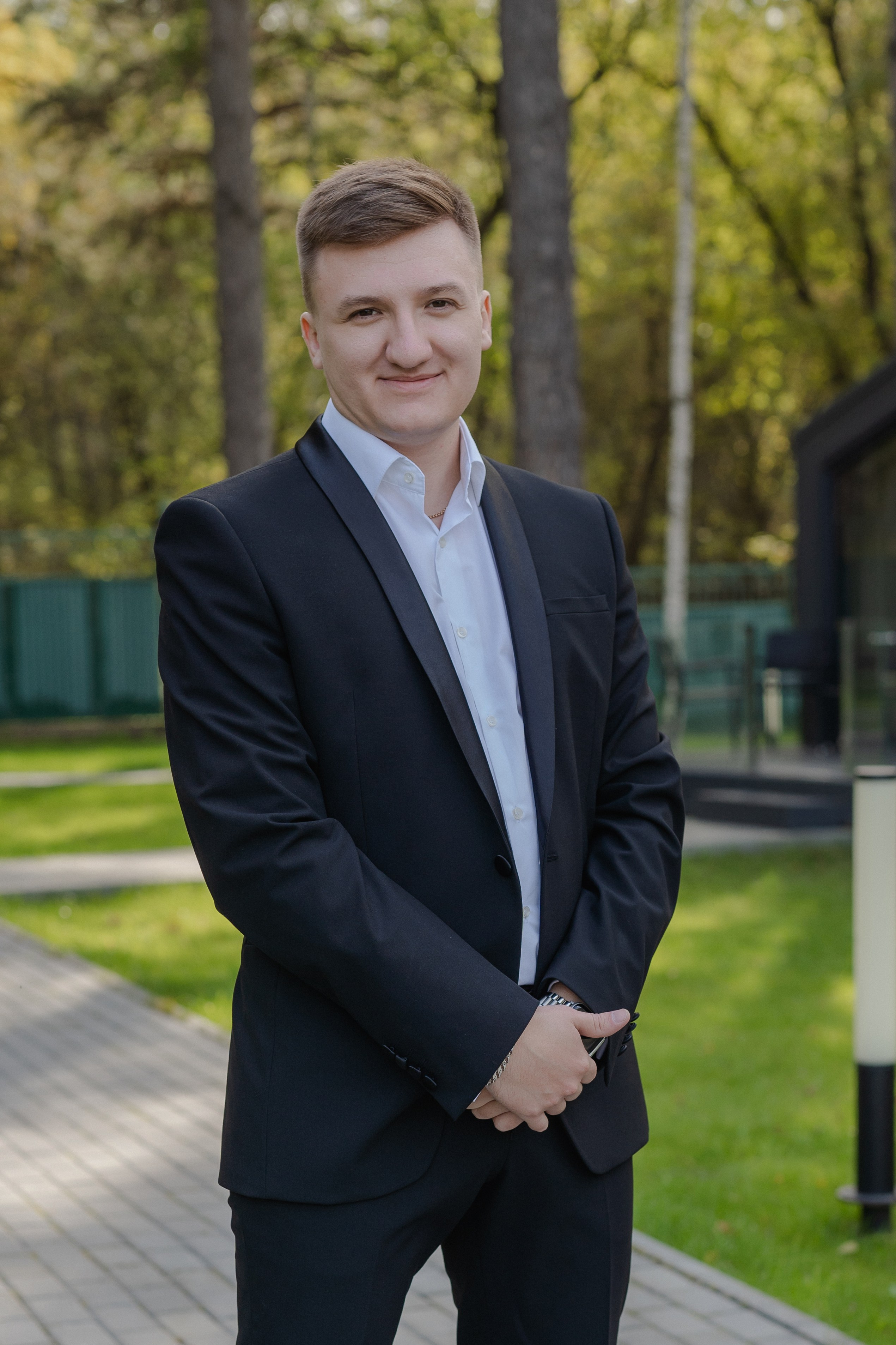 Любовь и Артур. Сосновый бор. Фотограф Аля Овчарова