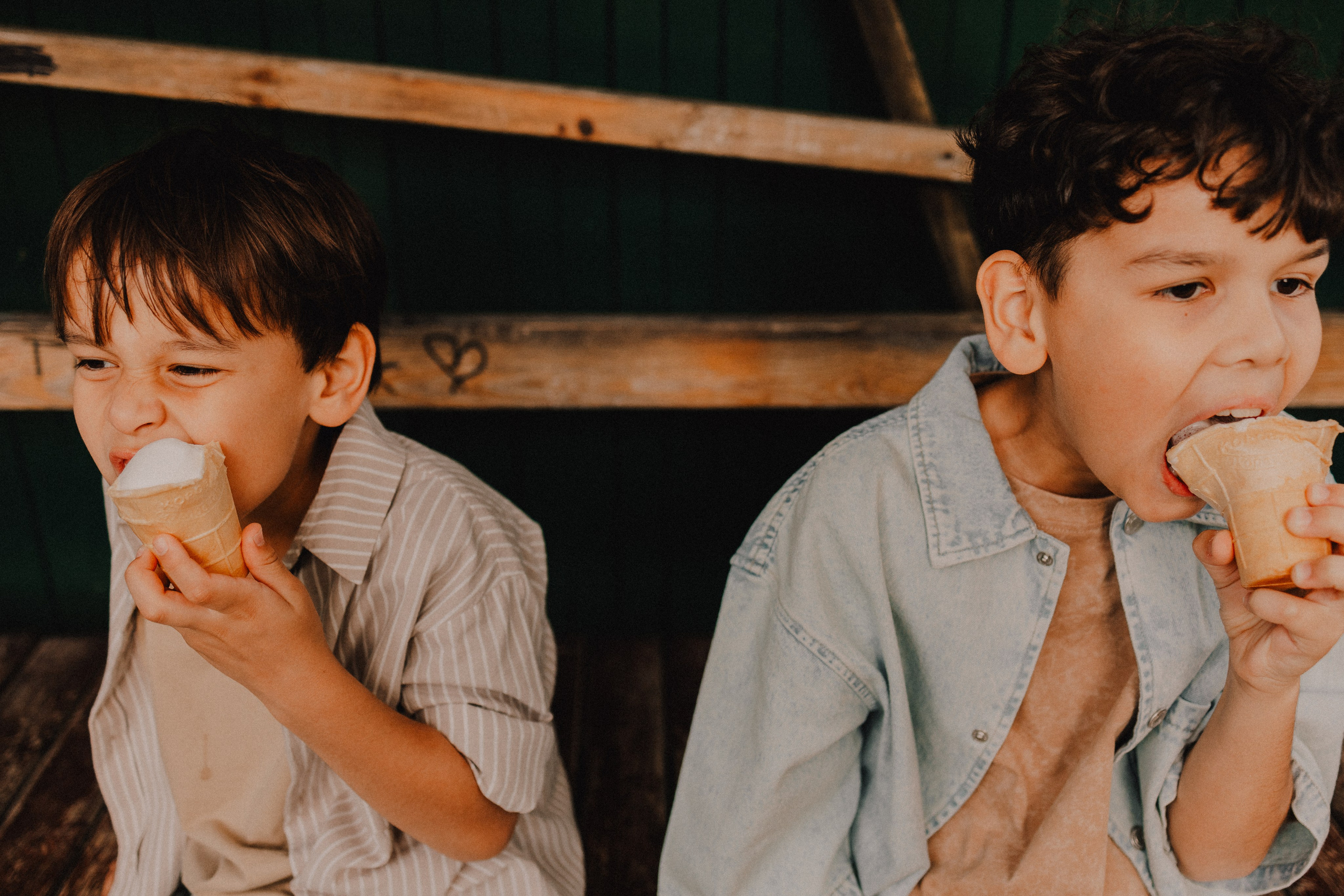 На лужайке. Семейный фотограф Москва