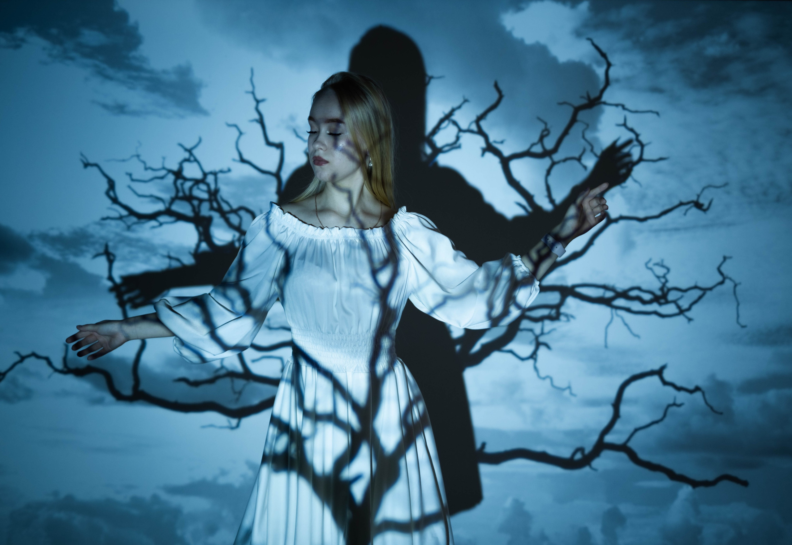 Проектор 16.03.25. Студийный, портретный, семейный фотограф Южно-Сахалинска Яна Радаева