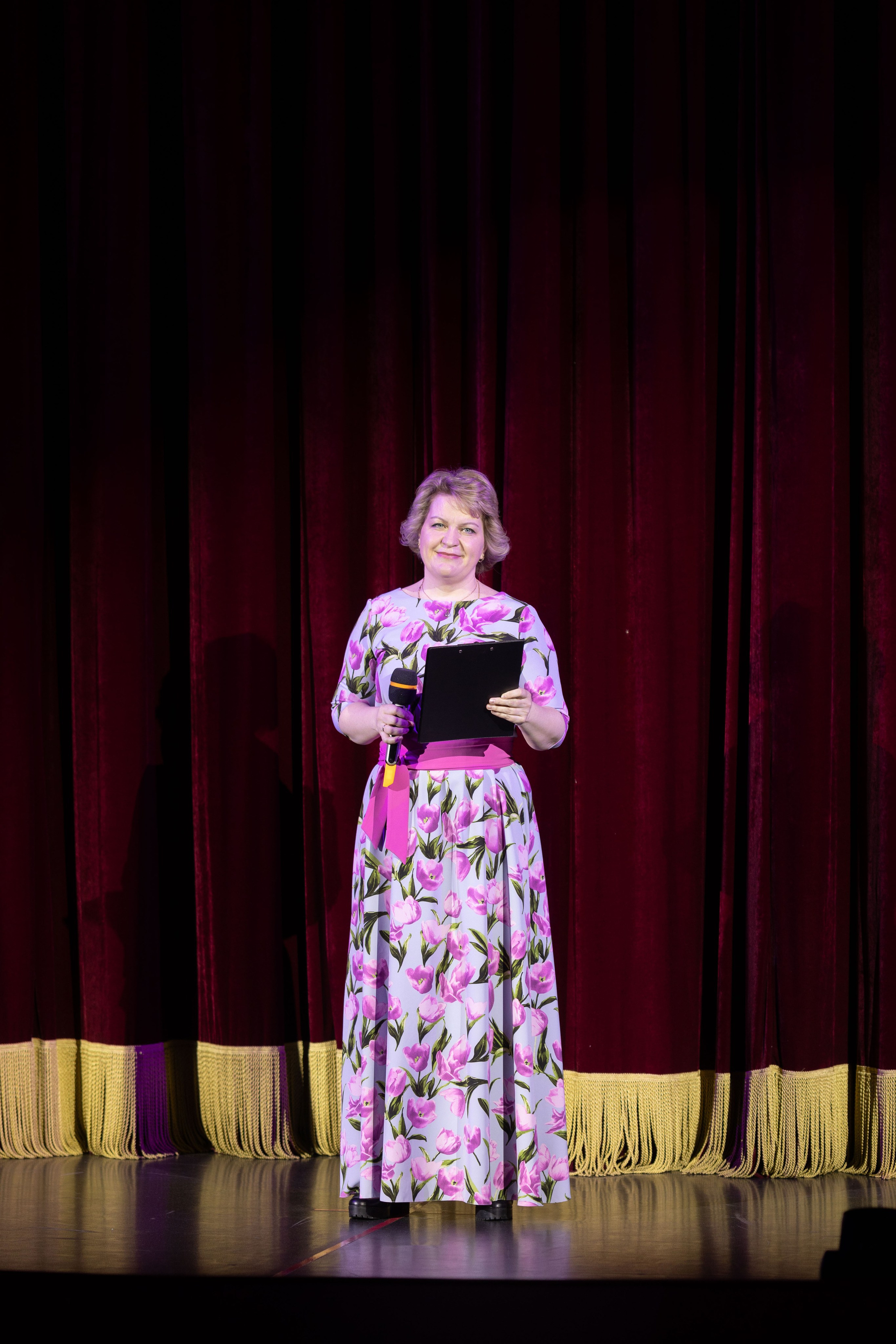 Дк Воровского отчетный концерт. Семейный и детский фотограф Анна Петракова