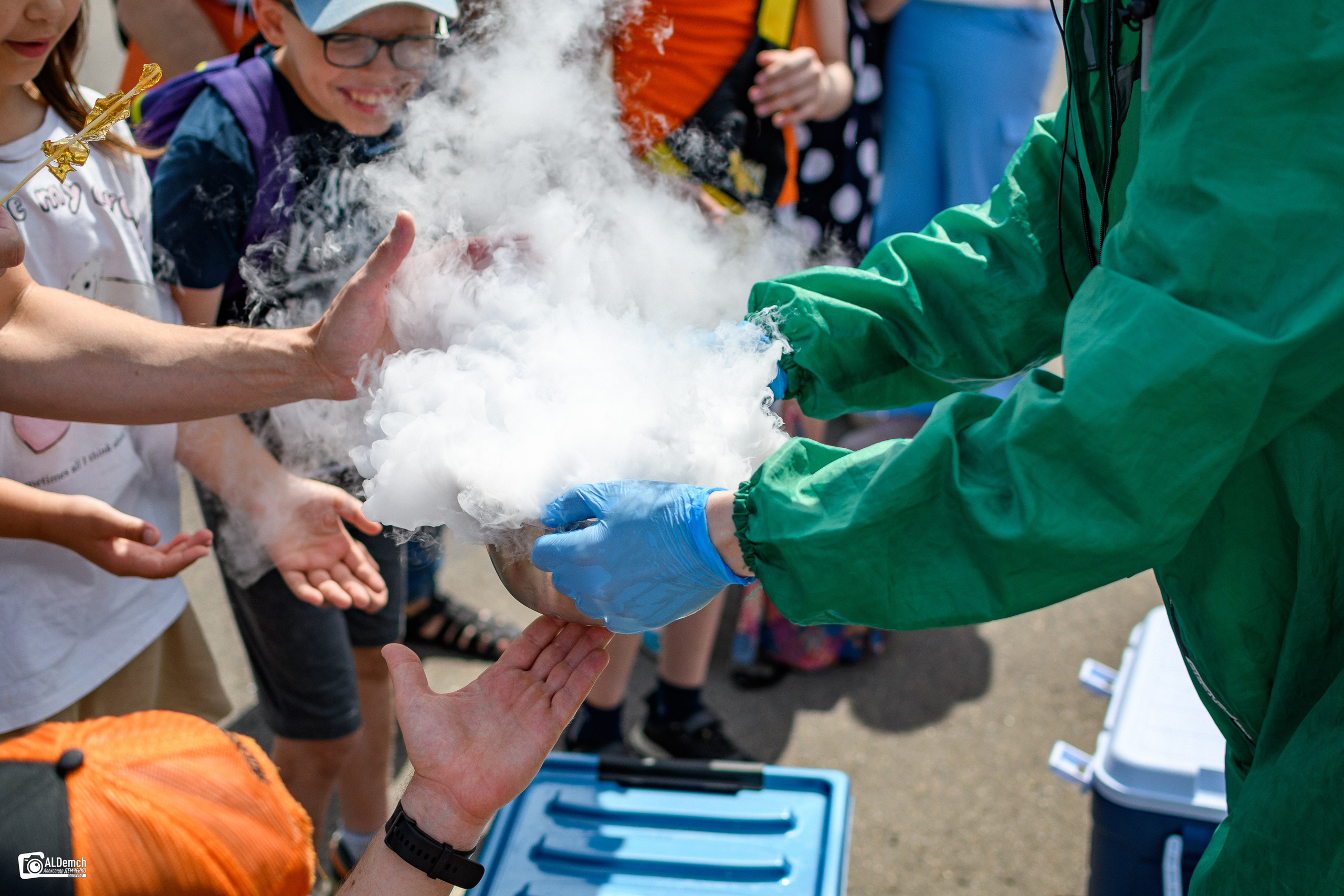 День защиты детей Терракотовая армия в Москве на ВДНХ фото