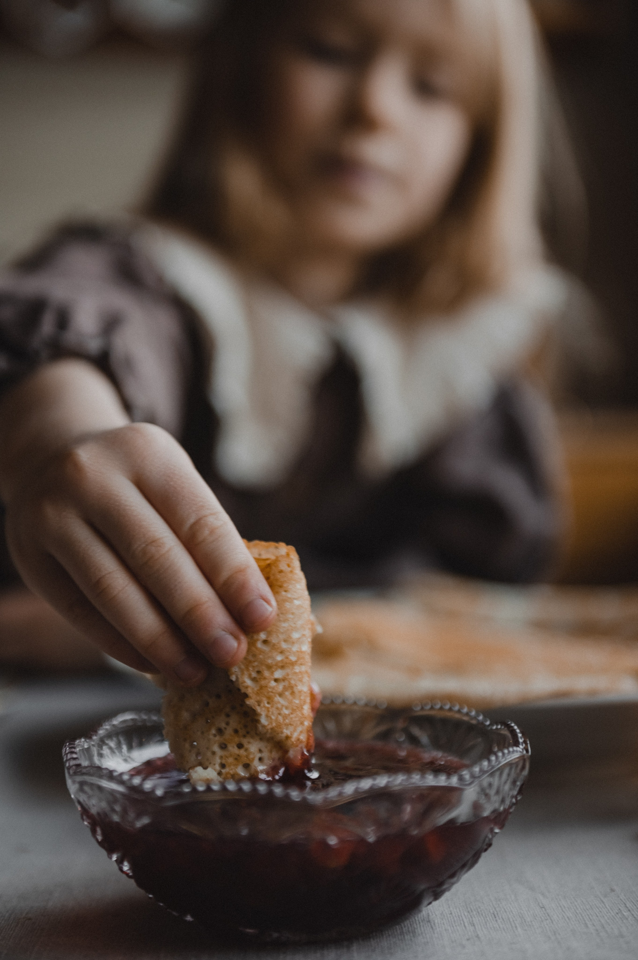 На блины к бабушке🤍. Свадебный и семейный фотограф Катя Шайни