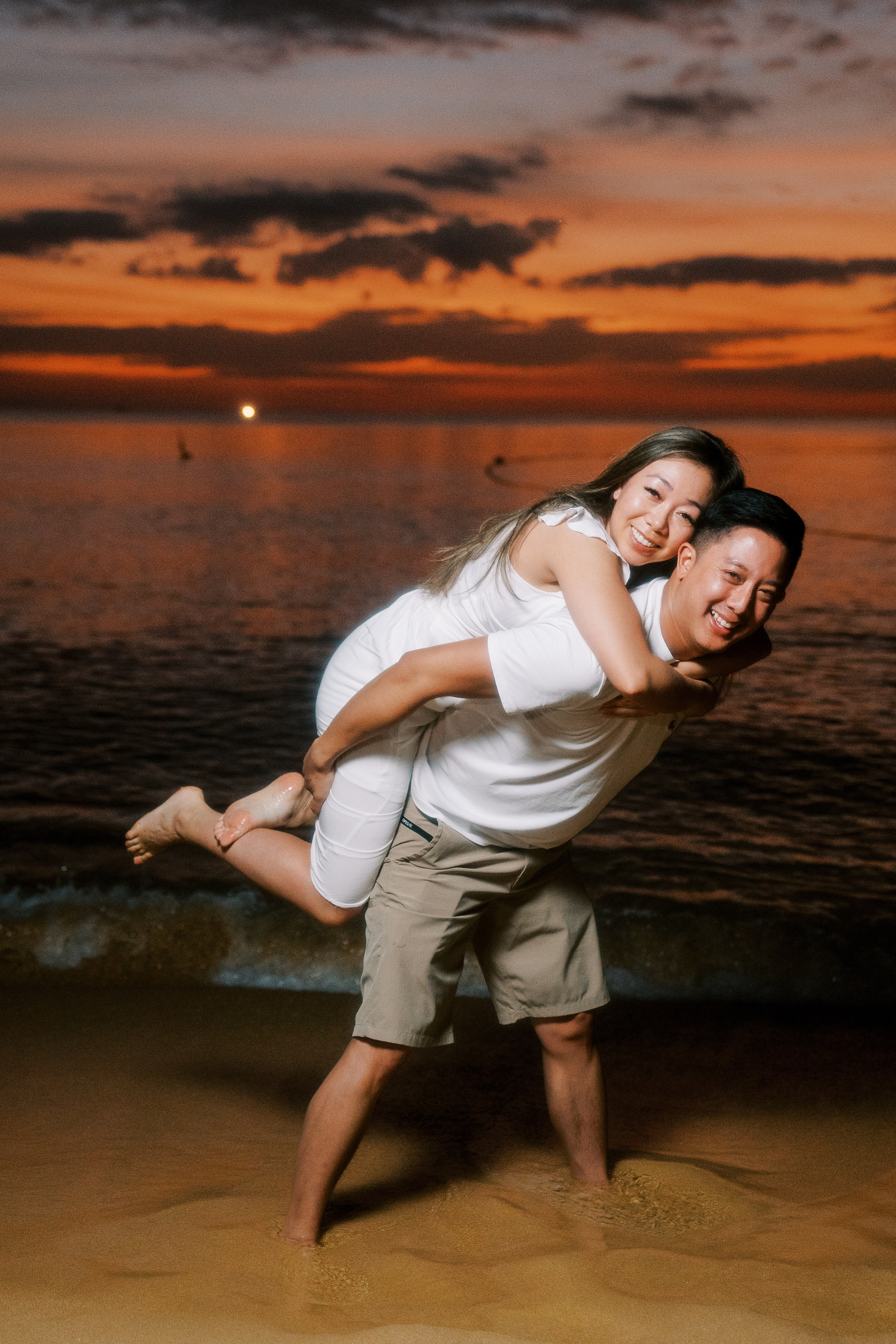 Sunset photo shoot. PhuQuoc photographer — Phu Quoc wedding photographer