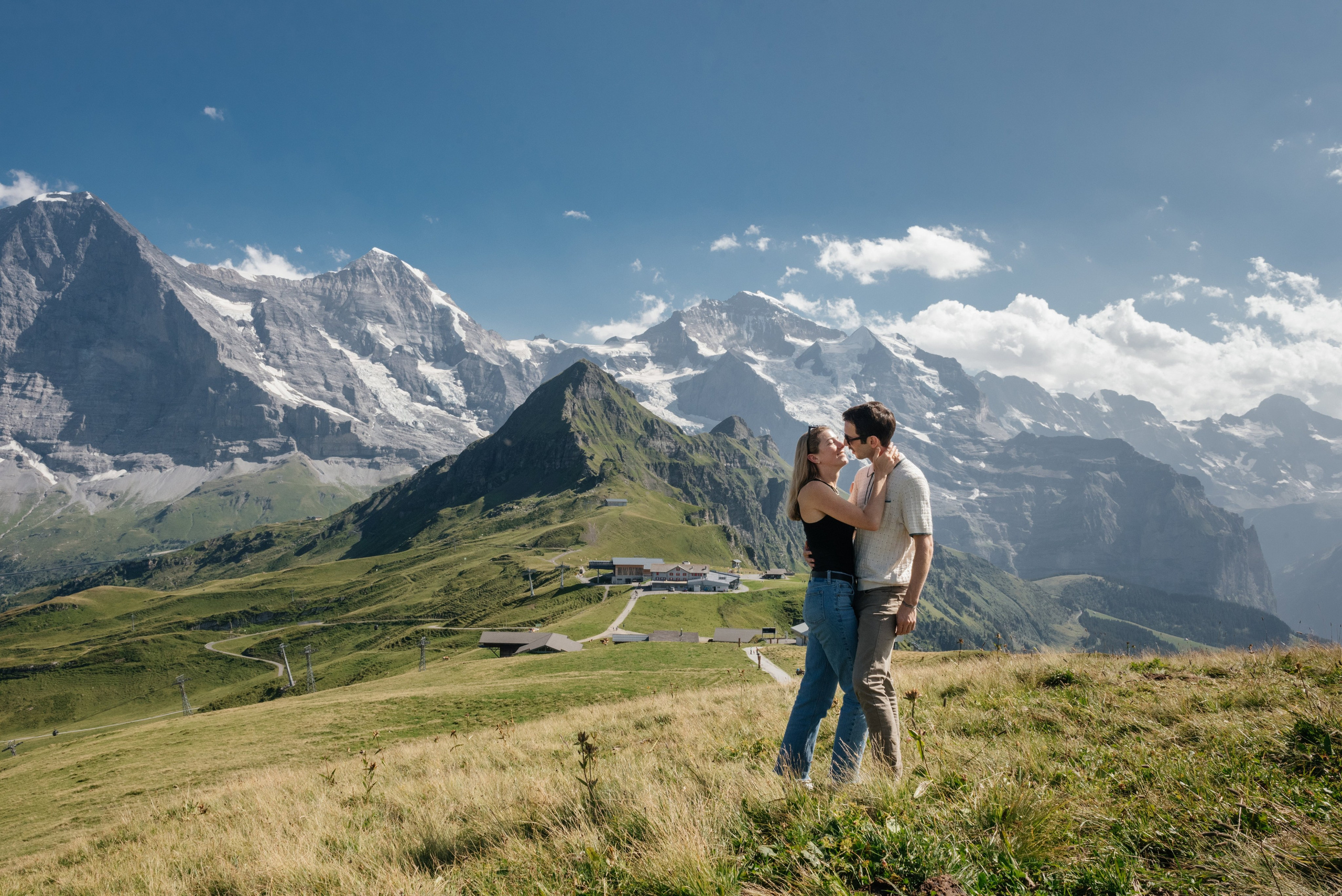 Eli & Adalyn (Mannlichen, Wengen). Photographer in Interlaken area