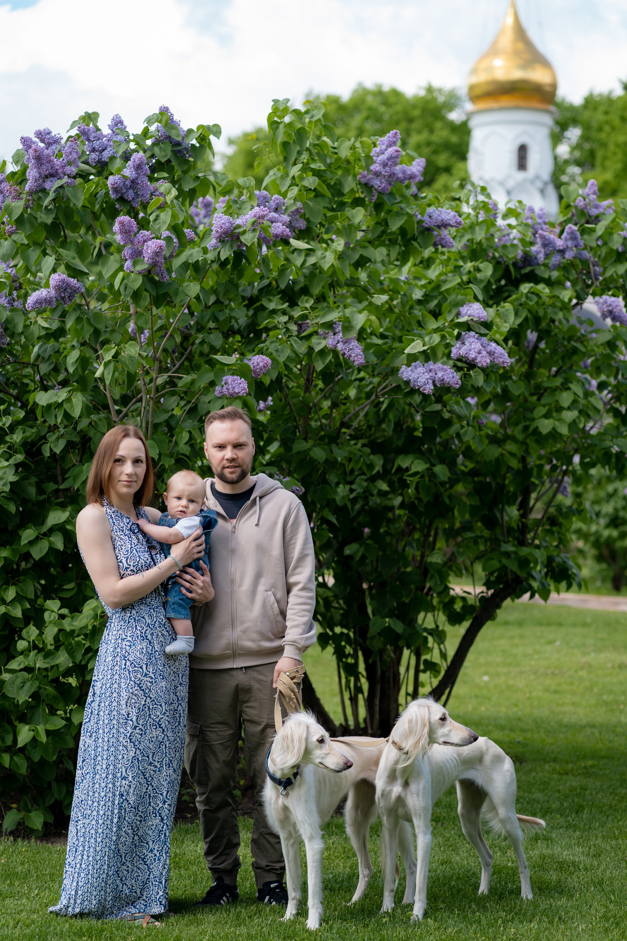 Софья с семьёй на ВДНХ. Семейный фотограф Варвара Сорока в городе Москве
