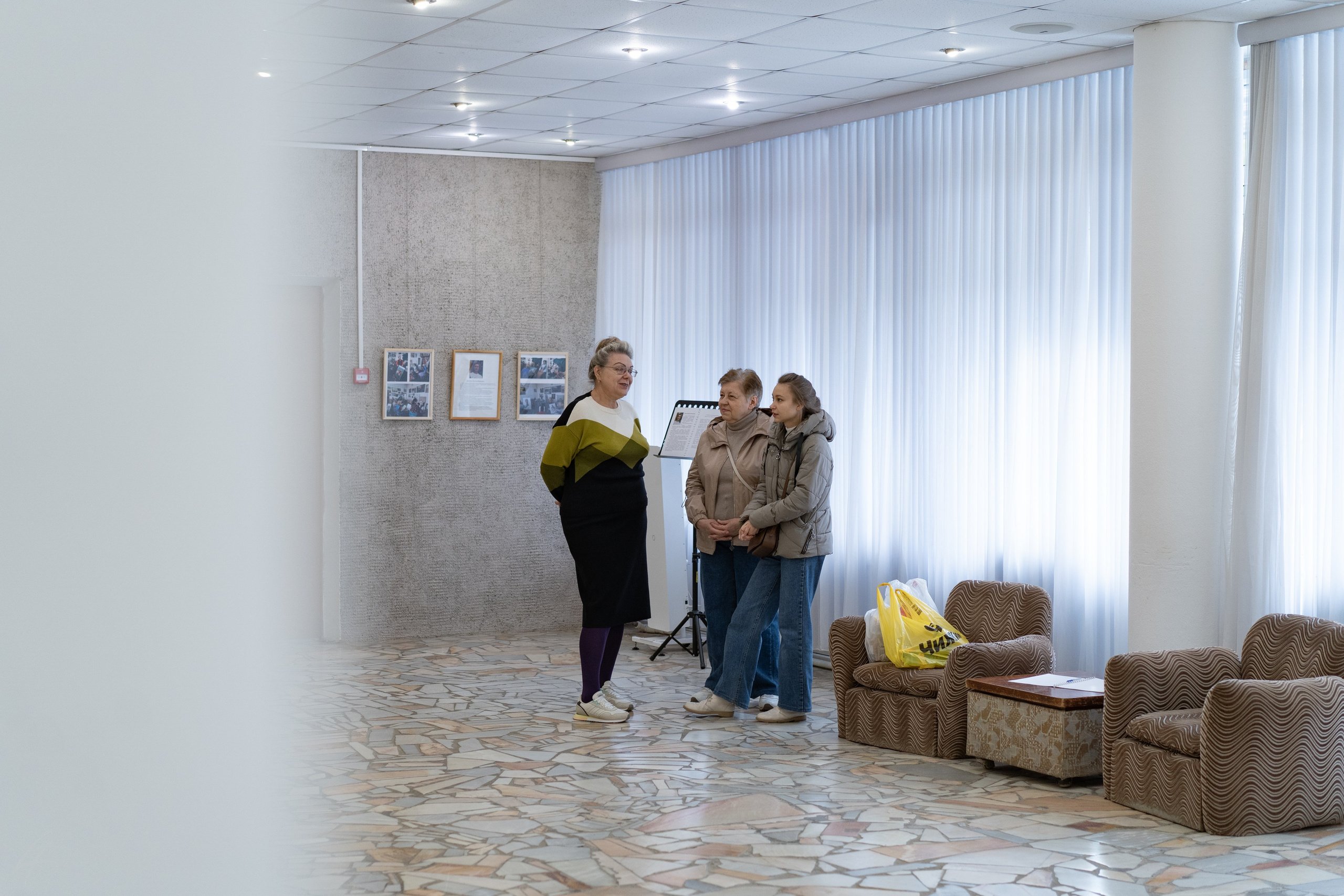 Открытие выставки Ильи Даньшина «Радость». Лиза Фирстова — самый добрый фотограф