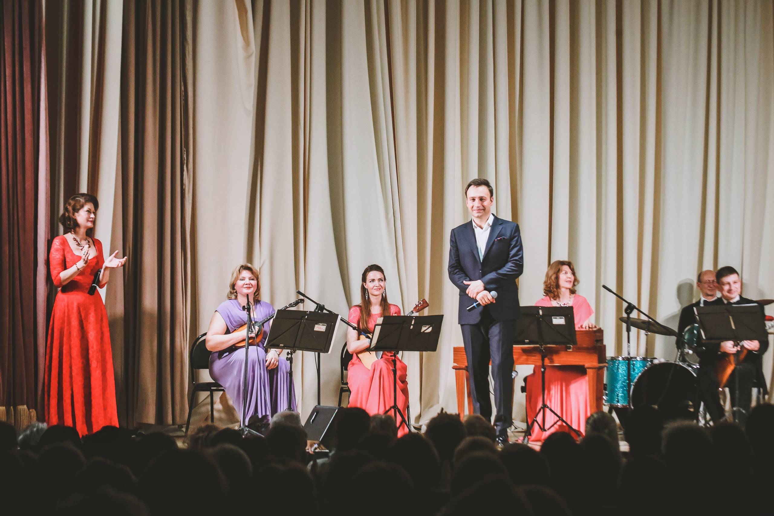 Выступление в Москонцерте. Дарья Письменюк / Darya Leitstern — фотограф, музыкант, журналист, путешественник