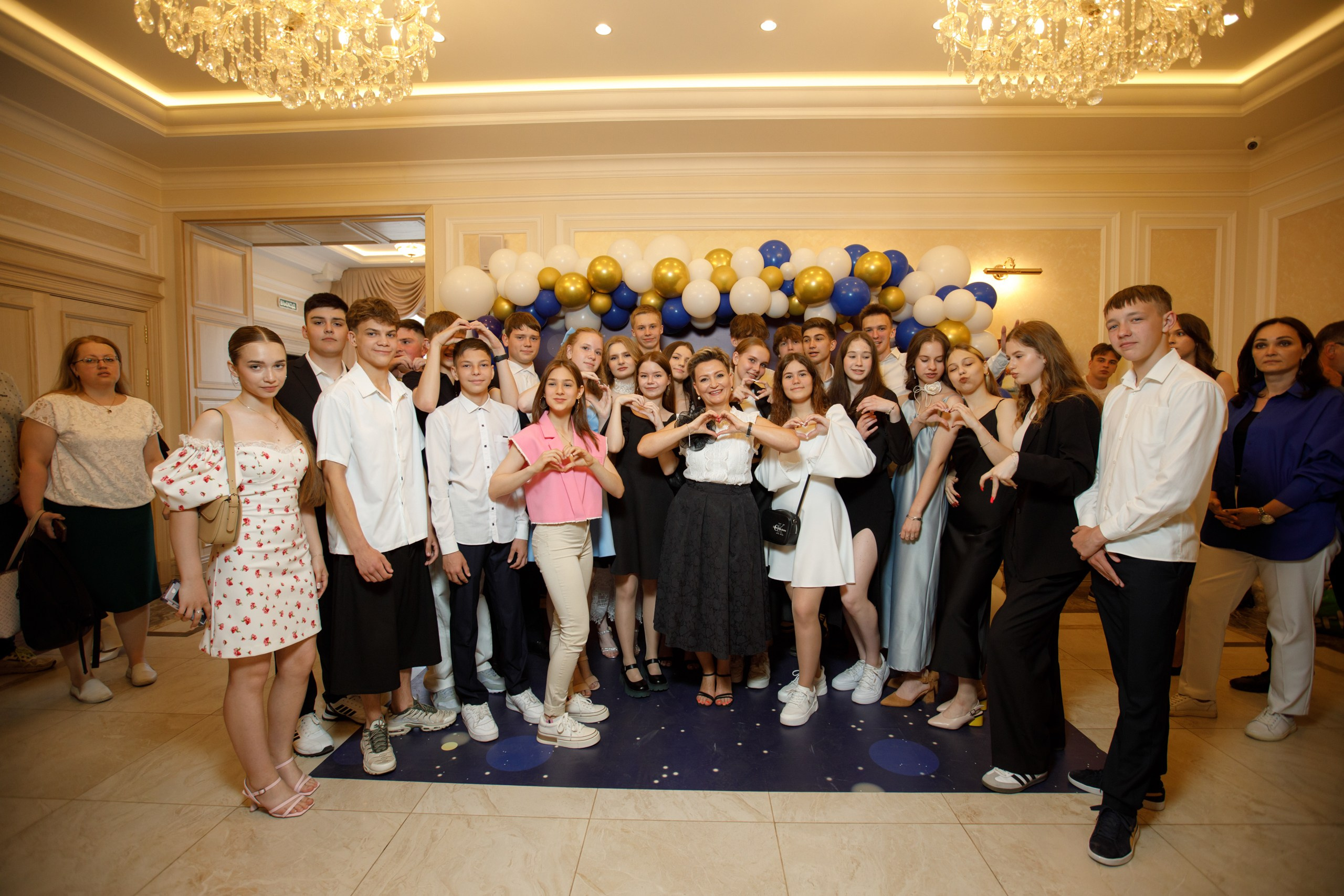 Вручение аттестатов. Свадебный фотограф в Ярославле Анастасия Архипова