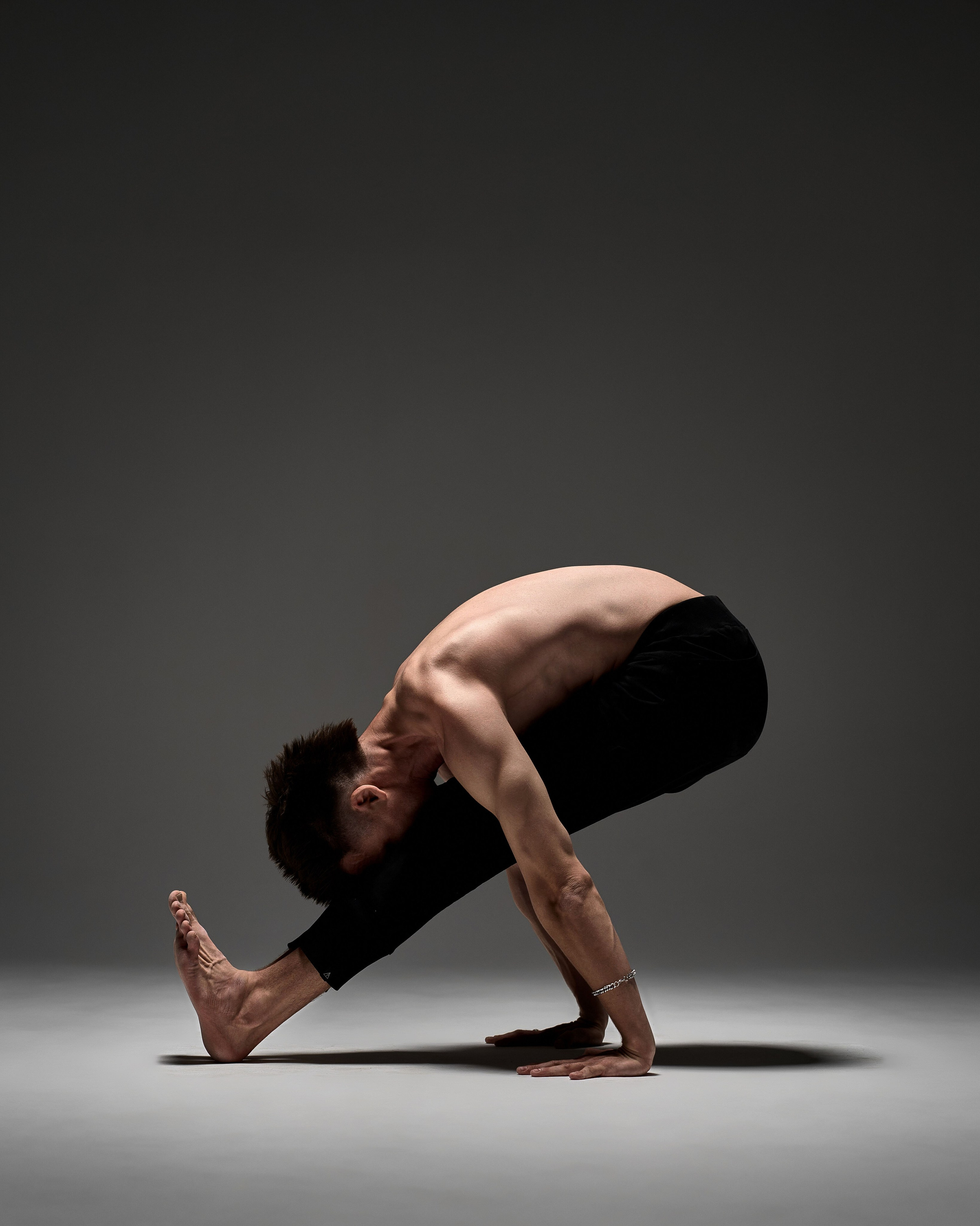 Фотографии йоги: эстетика и гармония. Фотограф Москва Денис Косых — портреты, йога, творческие съёмки