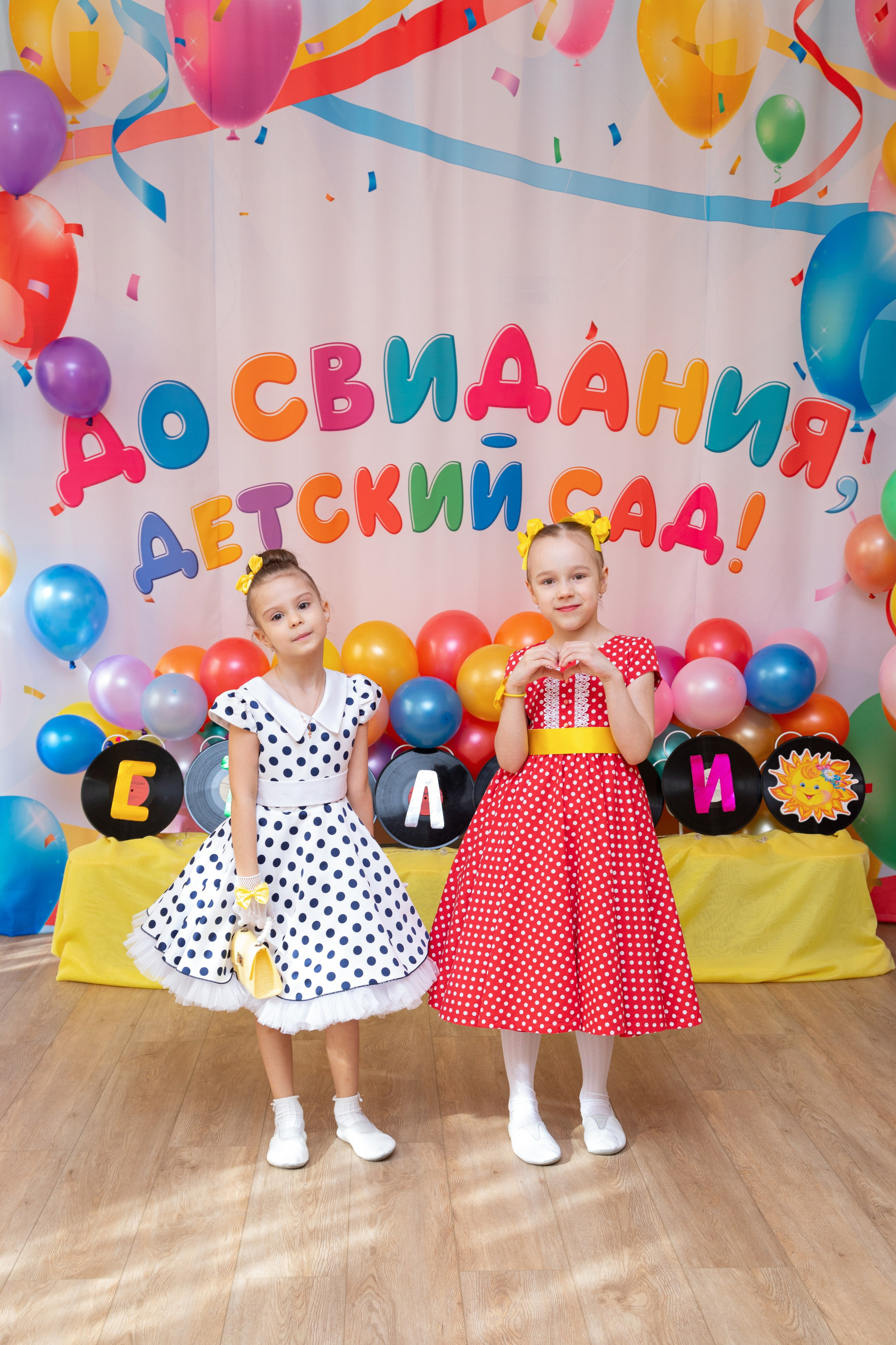Выпускной в детском саду. Стиляги. Детский и контент фотограф Надя Волкова Санкт-Петербург