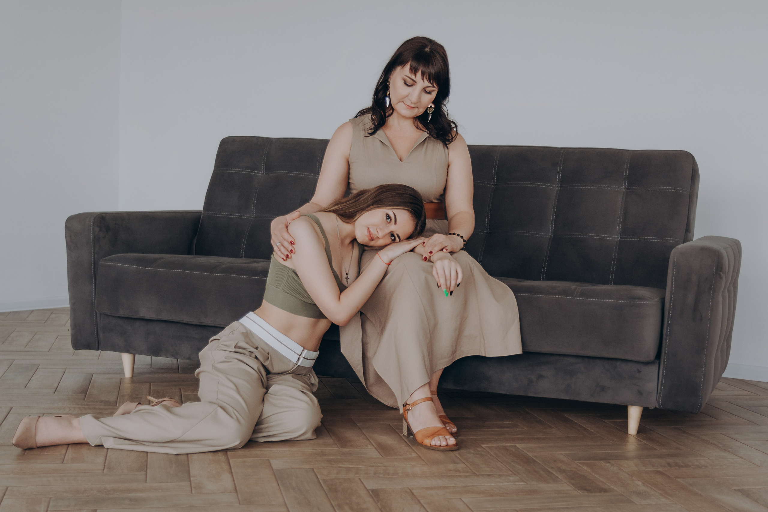 Фотосессия мама и взрослая дочь. Семейный и детский фотограф Кущ Наташа