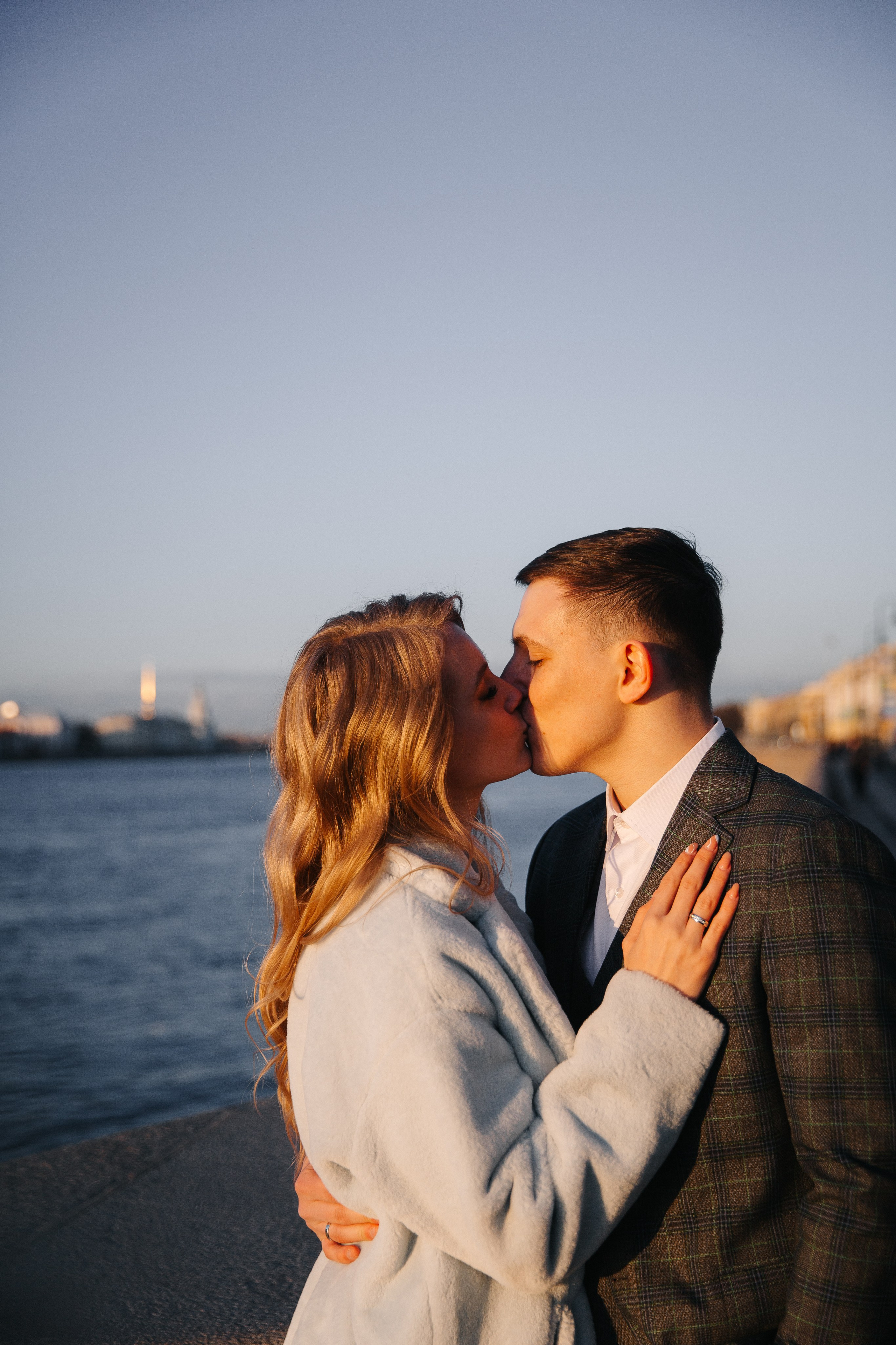 ДВОРЕЦ № 1 | Март, Исаакий, Английская набережная. Свадебный фотограф в Санкт-Петербурге Полина Корзухина