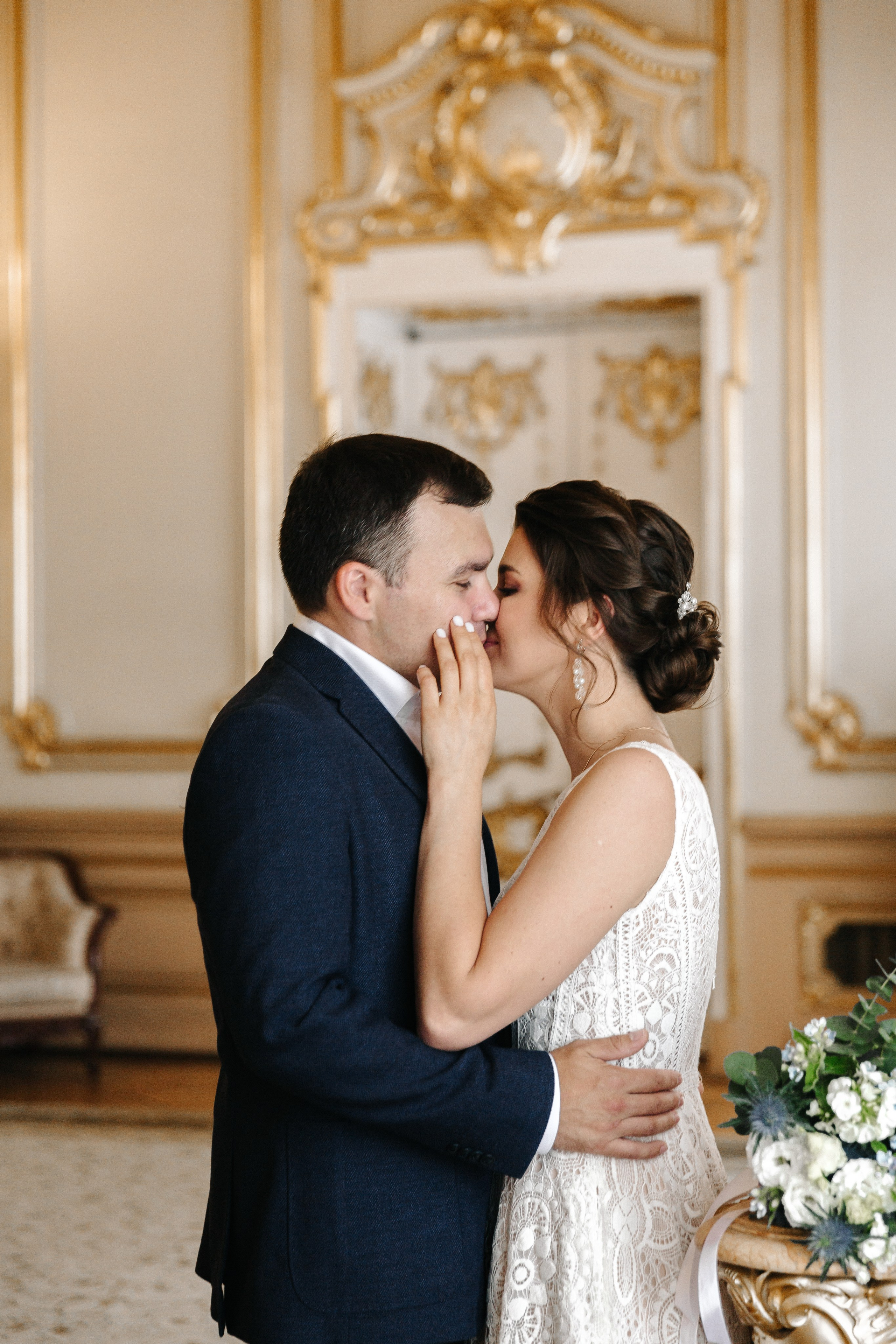 ДВОРЕЦ № 1 | Июль, Исаакиевская площадь. Свадебный фотограф в Санкт-Петербурге Полина Корзухина