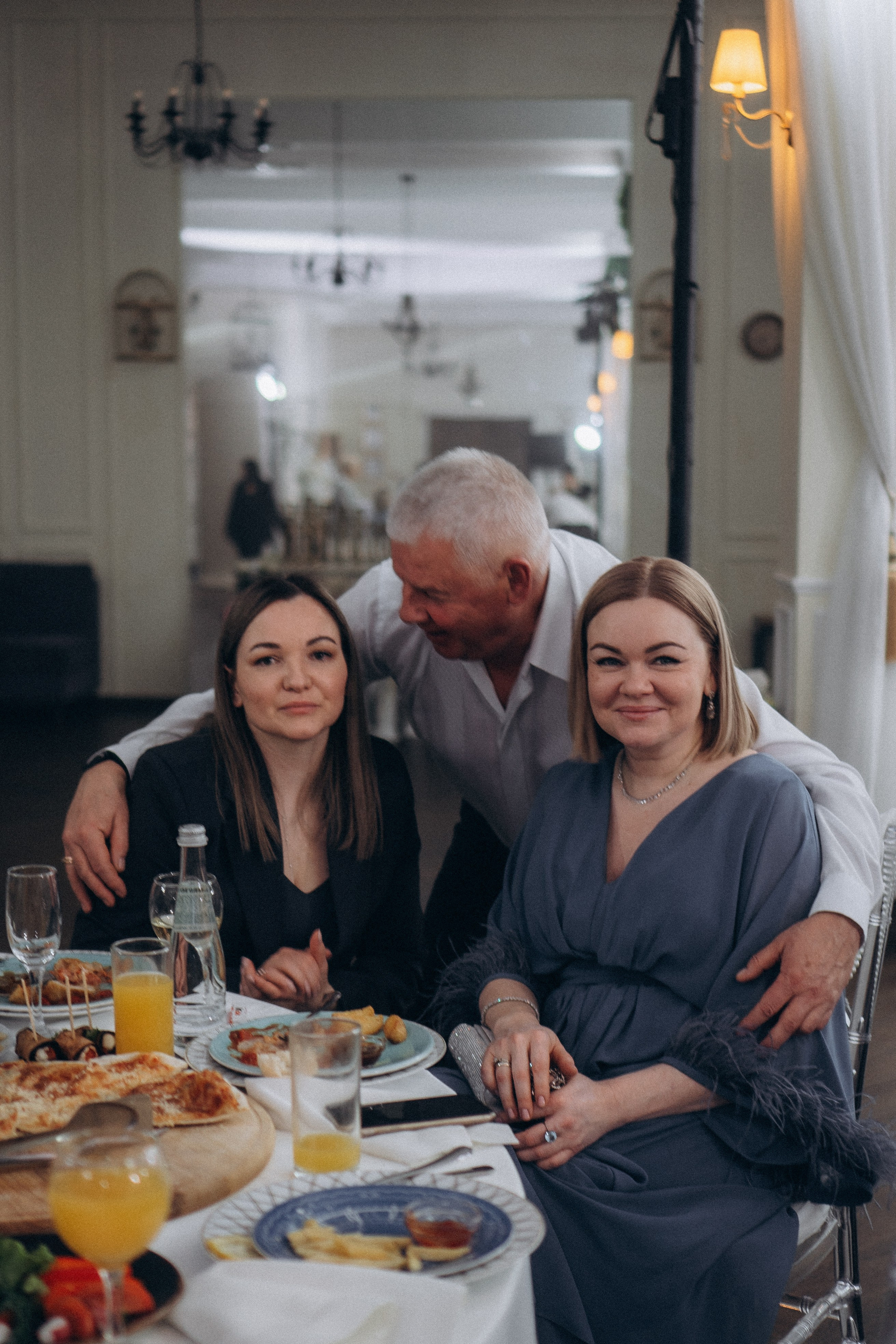 СЬЕМКА СВАДЕБНОГО БАНКЕТА (СНЯТО В СИБИРЕ В НИЖНЕВАРТОВСКЕ). Профессиональный фотограф, Санкт-Петербург — Виктория Богомолова