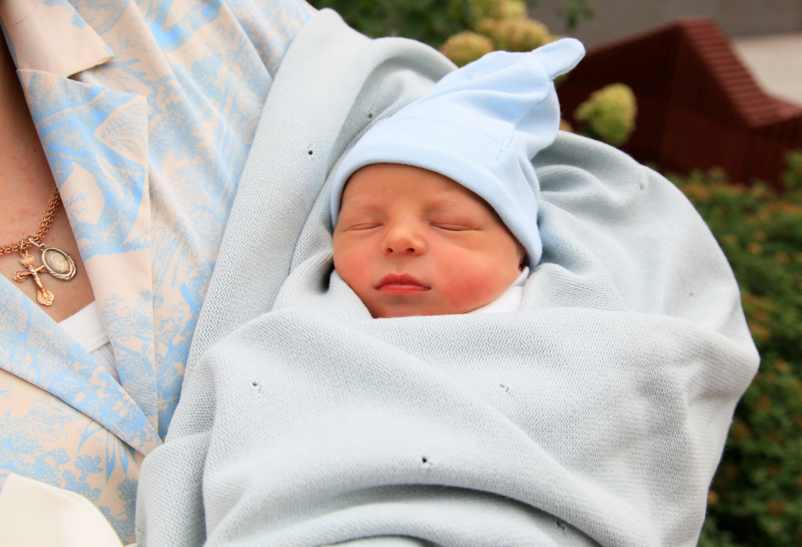 Фотограф на выписку из роддома Москва Лапино. Фотограф Москва Одинцово Кубинка Краснознаменск Лапино