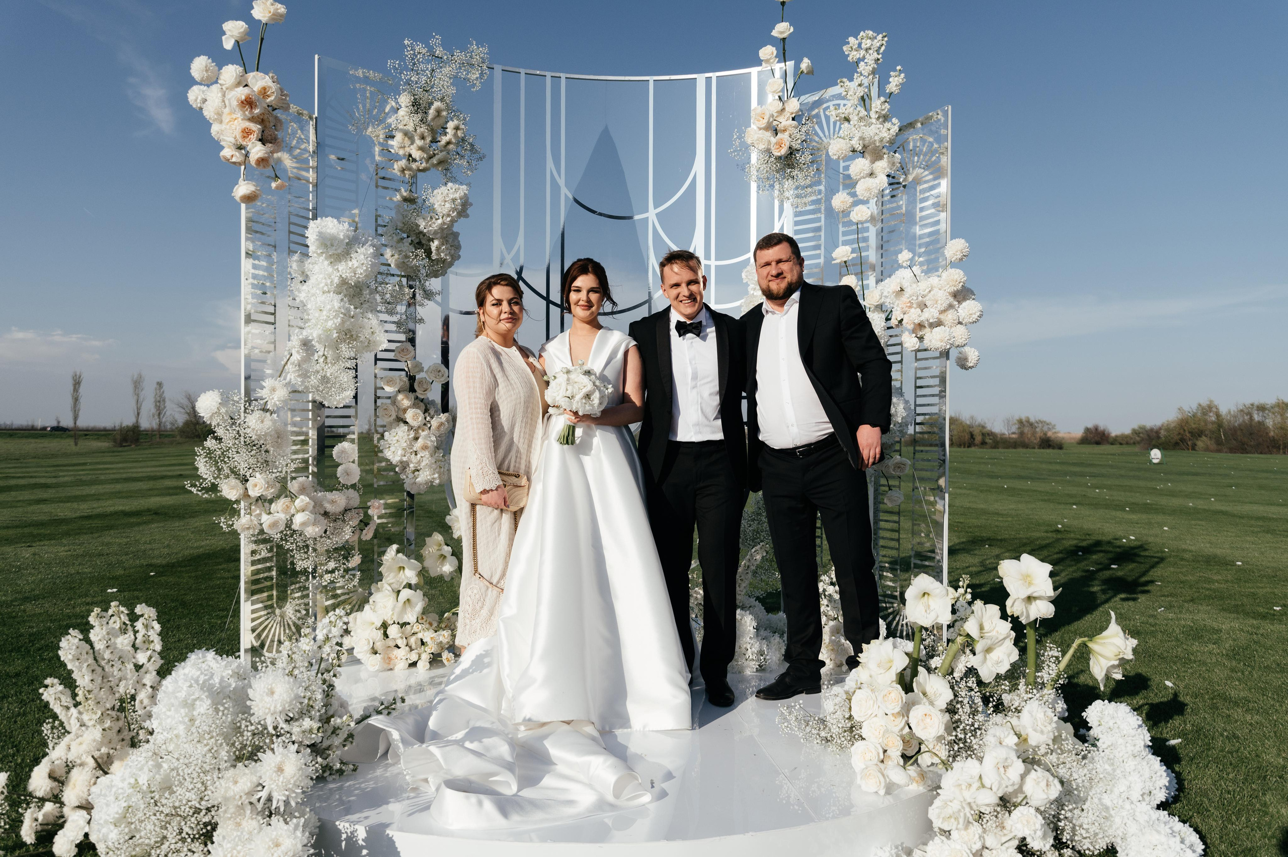 Wedding and family photographer in Dubai Vasilii Albul