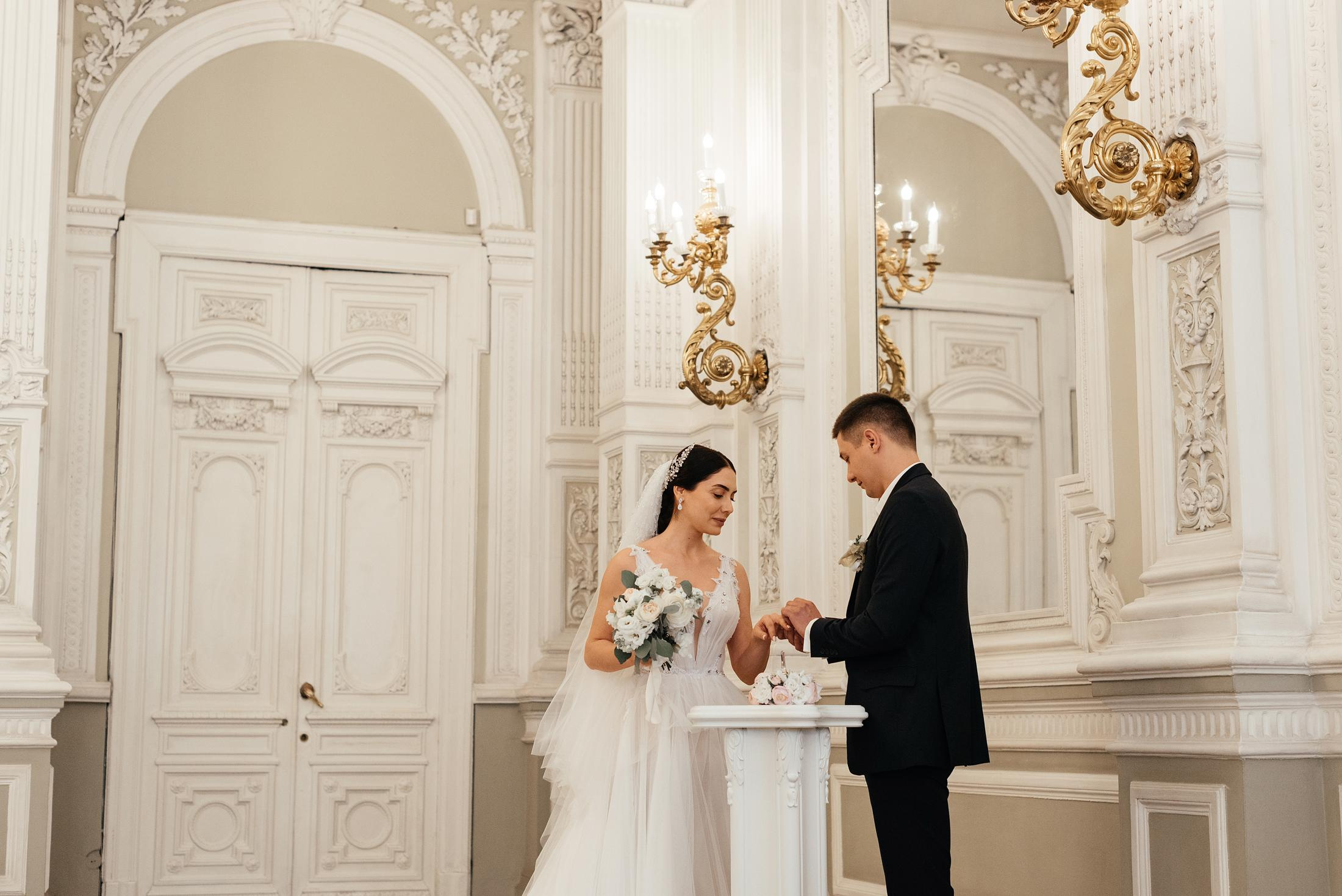 Wedding and family photographer in Dubai Vasilii Albul