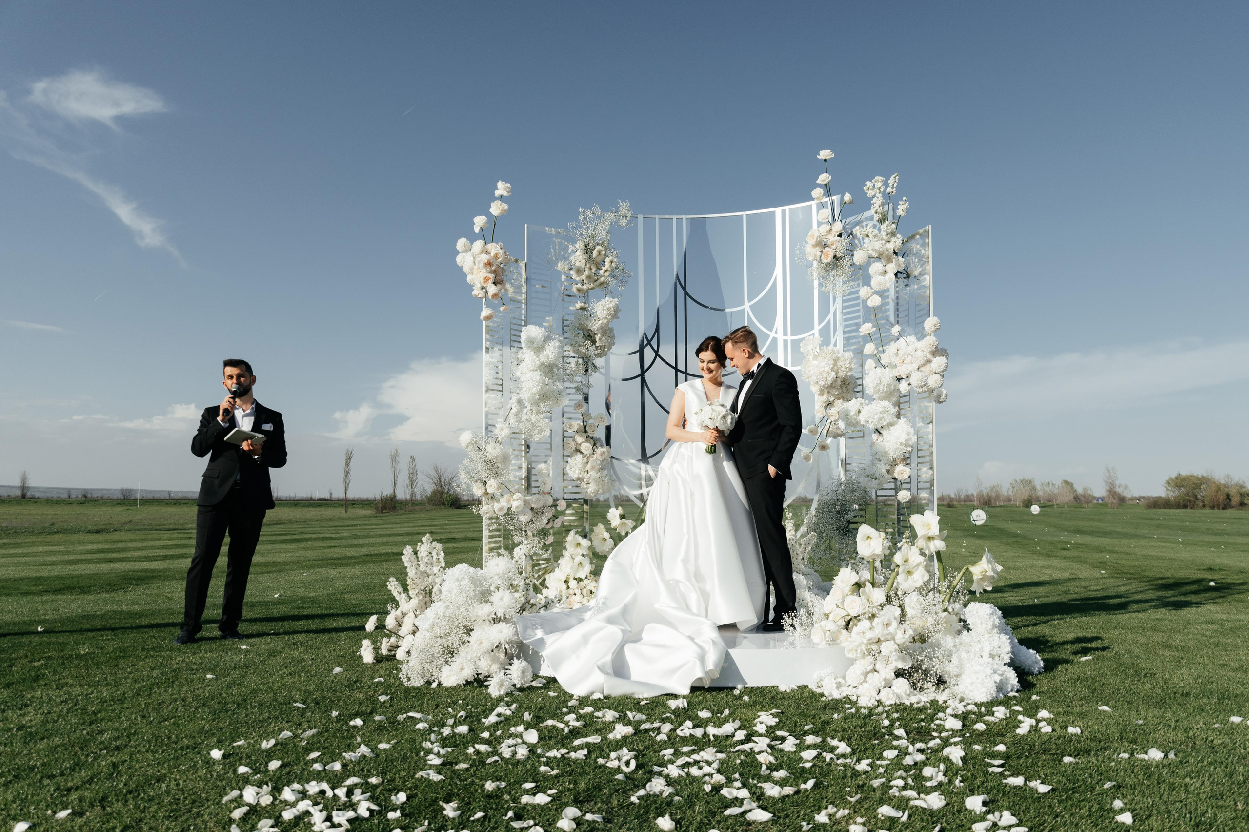 Wedding and family photographer in Dubai Vasilii Albul