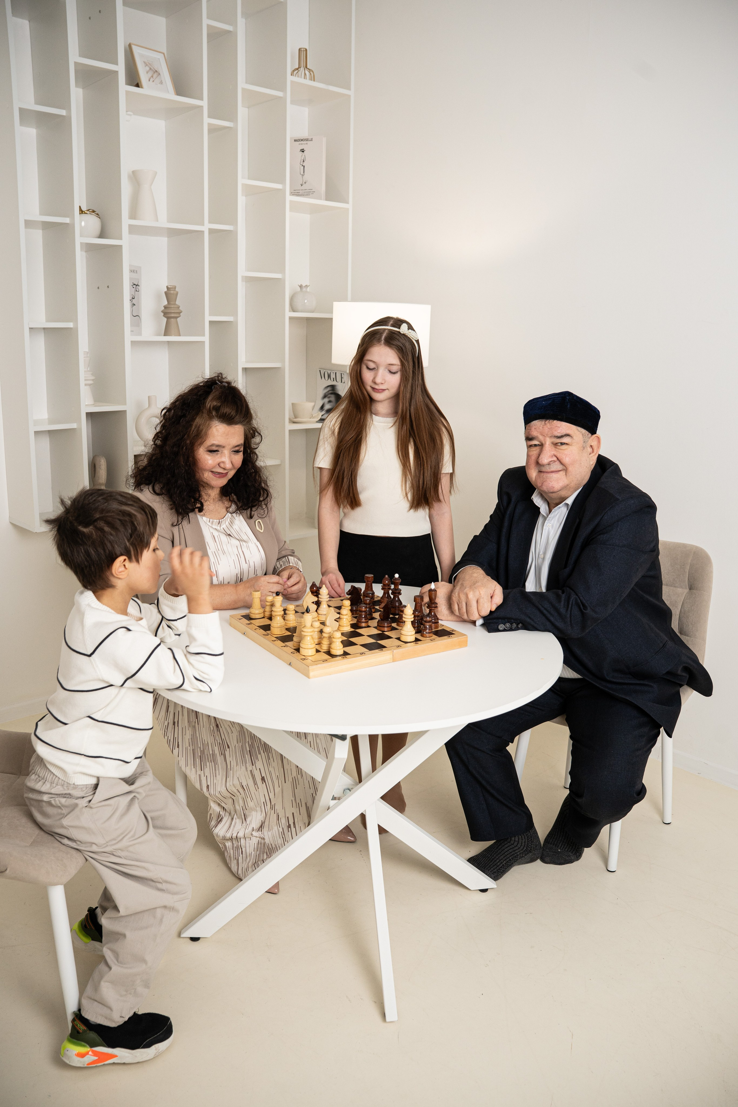 Семейная съёмка для Мадины. Студийный и портретный фотограф в САНКТ-ПЕТЕРБУРГЕИрина Махаон