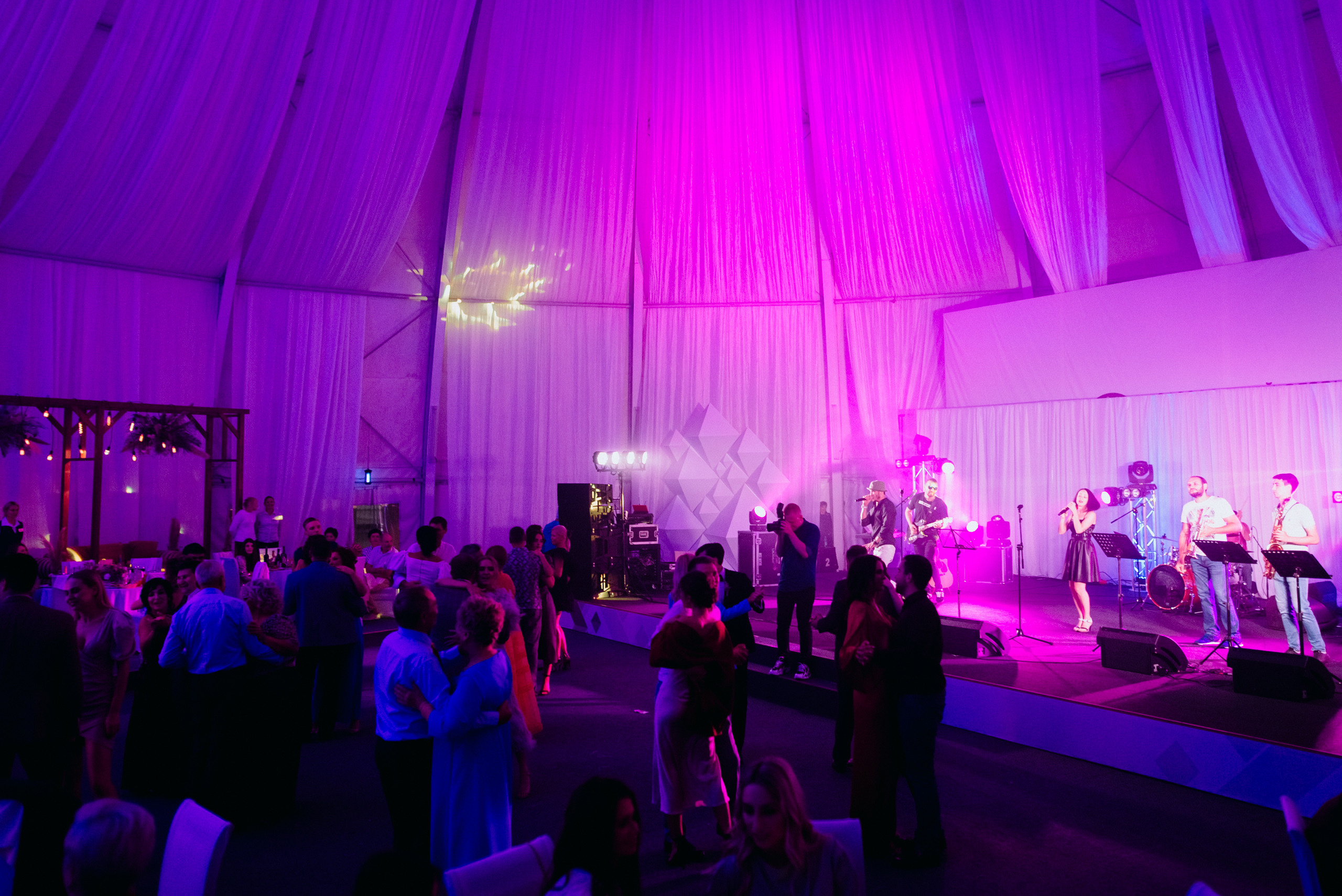 Полина и Степан. Денис Кузнецов — Свадебный фотограф г. Абакан