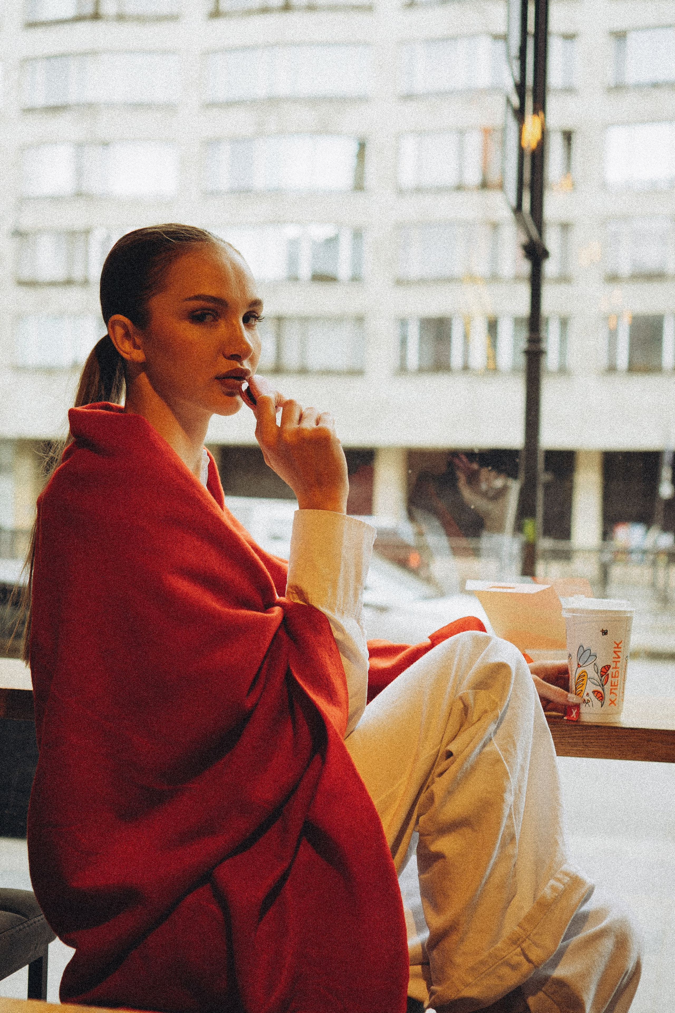 МЫ ГУЛЯЛИ ПРО КРЫШАМ ПИТЕРА. Профессиональный фотограф, Санкт-Петербург — Виктория Богомолова