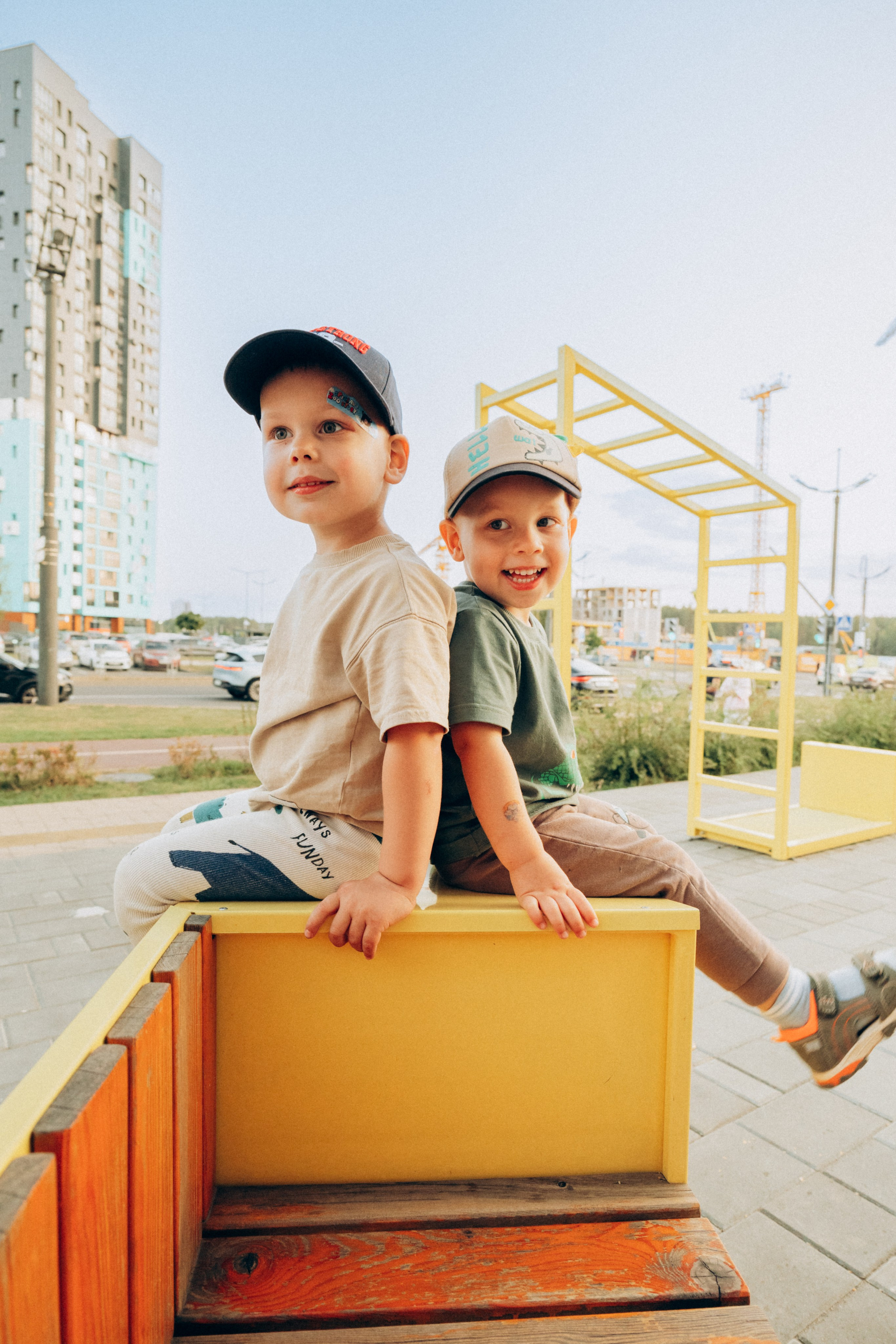 Тёма и Лёва