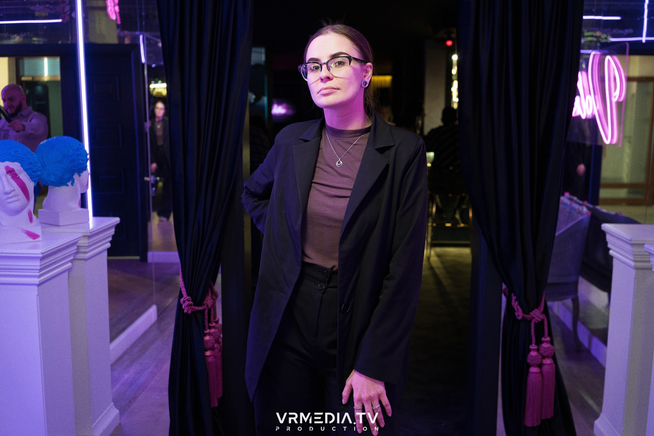 Dance в караоке-баре «Volna»