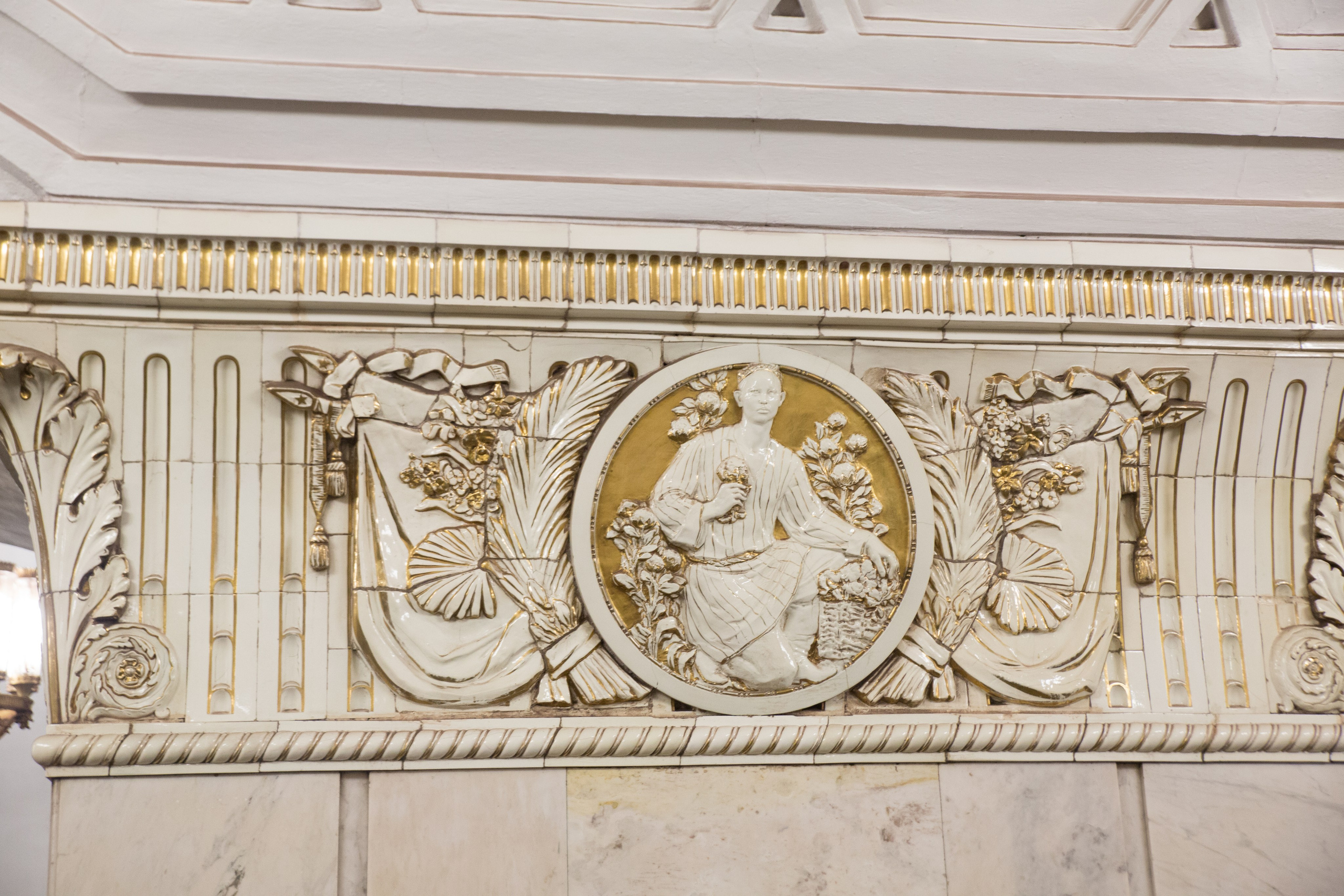 Фото метро в Москве. Студия Максима Белослюдцева