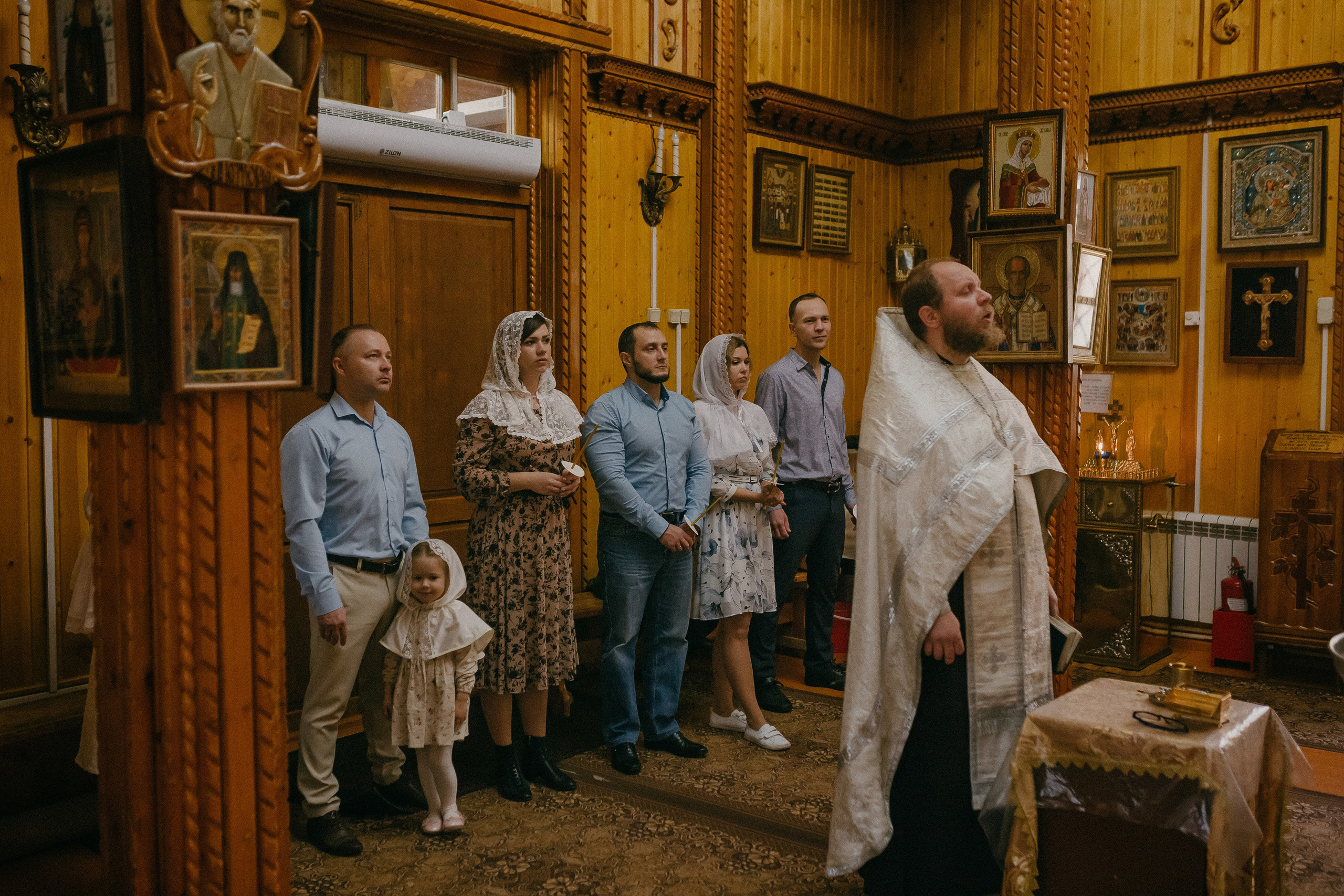 Крещение Таисии и Льва. Храм в честь Святителя Николая. п.Белый Яр. Семейный фотограф в Сургуте