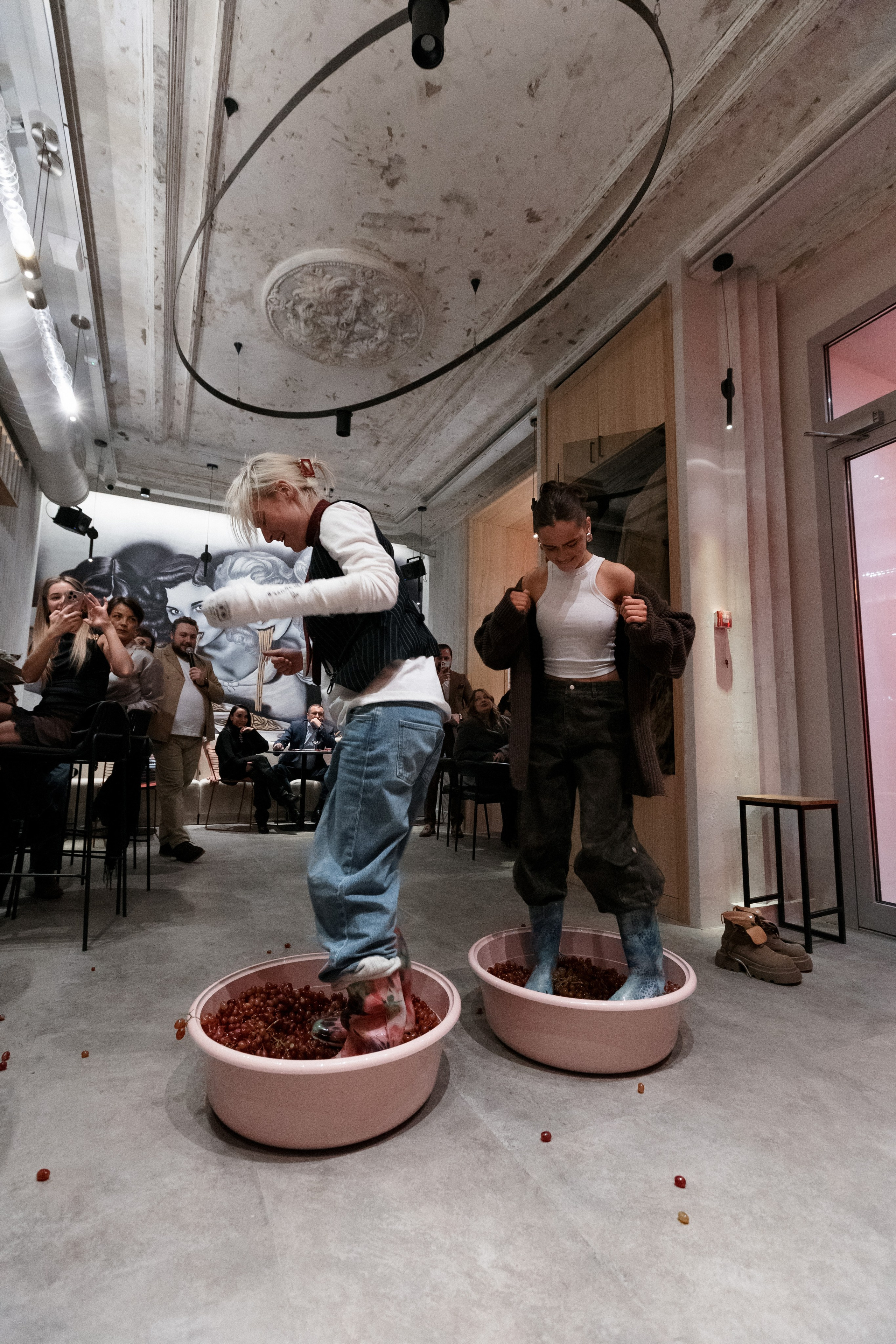 AMORE ОТКРЫТИЕ — DAY II. СВОИ. ФОТООТЧЕТЫ-СОБЫТИЯ-МЕСТА