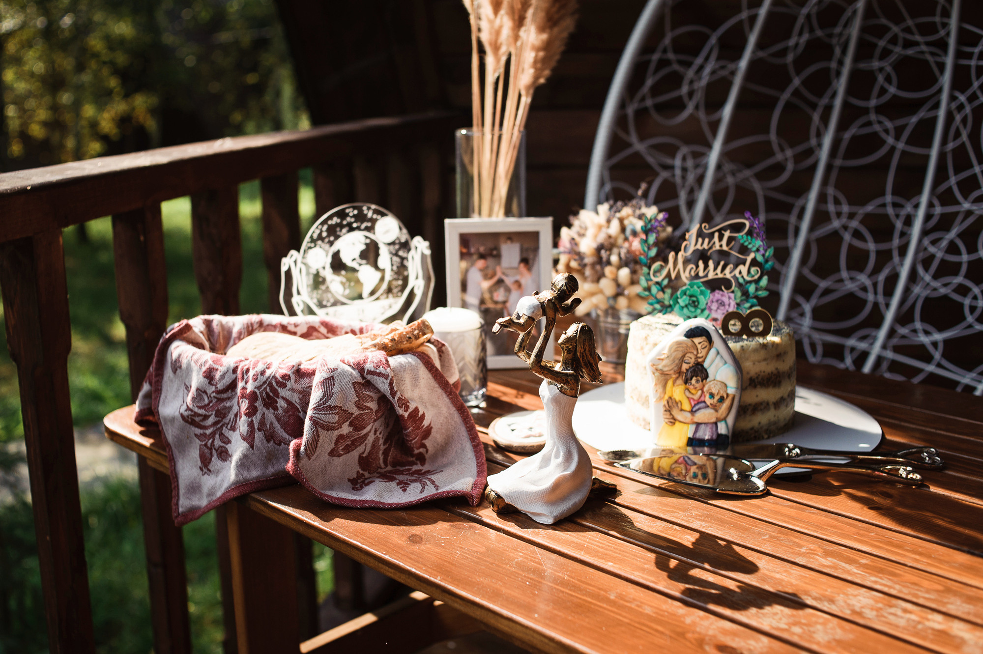 Загородная фотосессия по случаю 8 лет свадьбы для Светланы и Кости. Семейный и женский фотограф Красноярск Екатерина Пусенкова