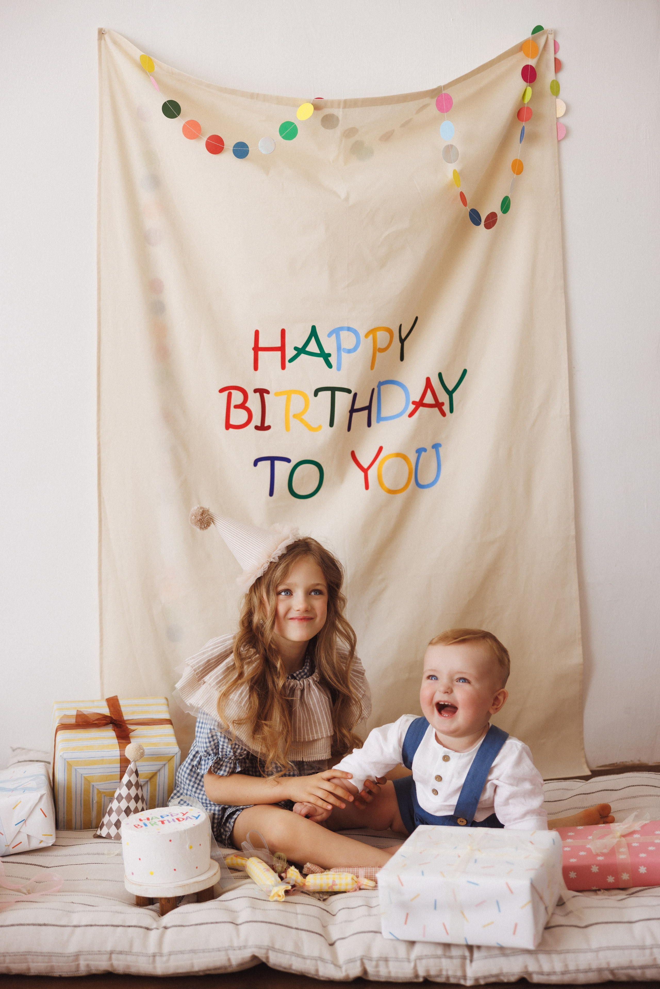 Яркая, весёлая фотосессия к Дню рождения. Фотостудия «Mestone», город Краснодар. Семейный и детский фотограф в Краснодаре Анна Трашкова