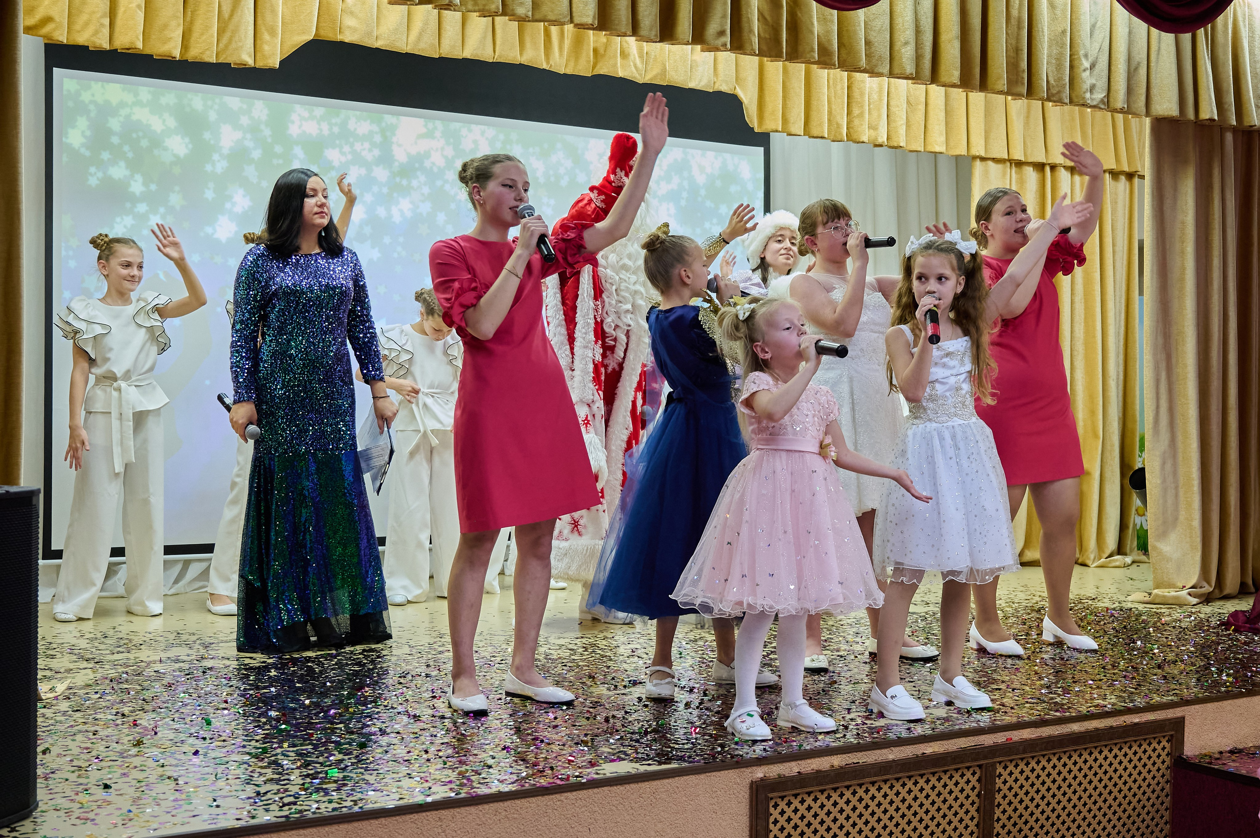 Концерт в ДК с. Виноградное. Жизнь курорта Кабардинка в фотографиях