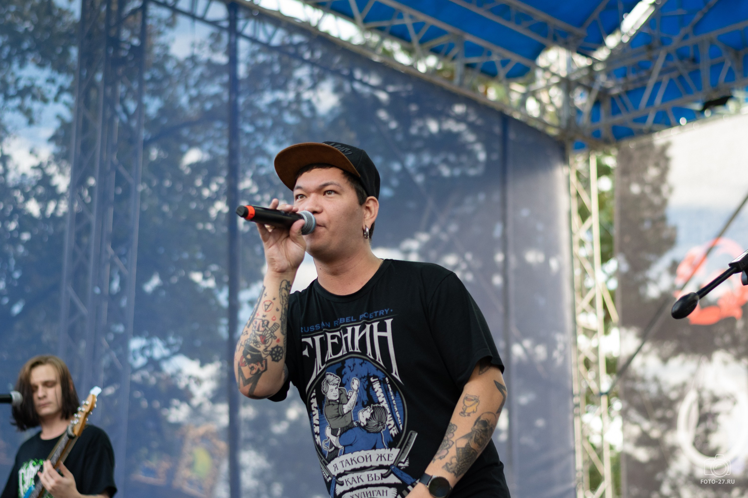Антон Курдюмов фотограф в Хабаровске Рина Курдюмова фото27 foto27 Антон Дорофеев репортажный репортаж документалист Тони и Рина фотосоздатели Международный фестиваль Рок в защиту животных Хабаровск