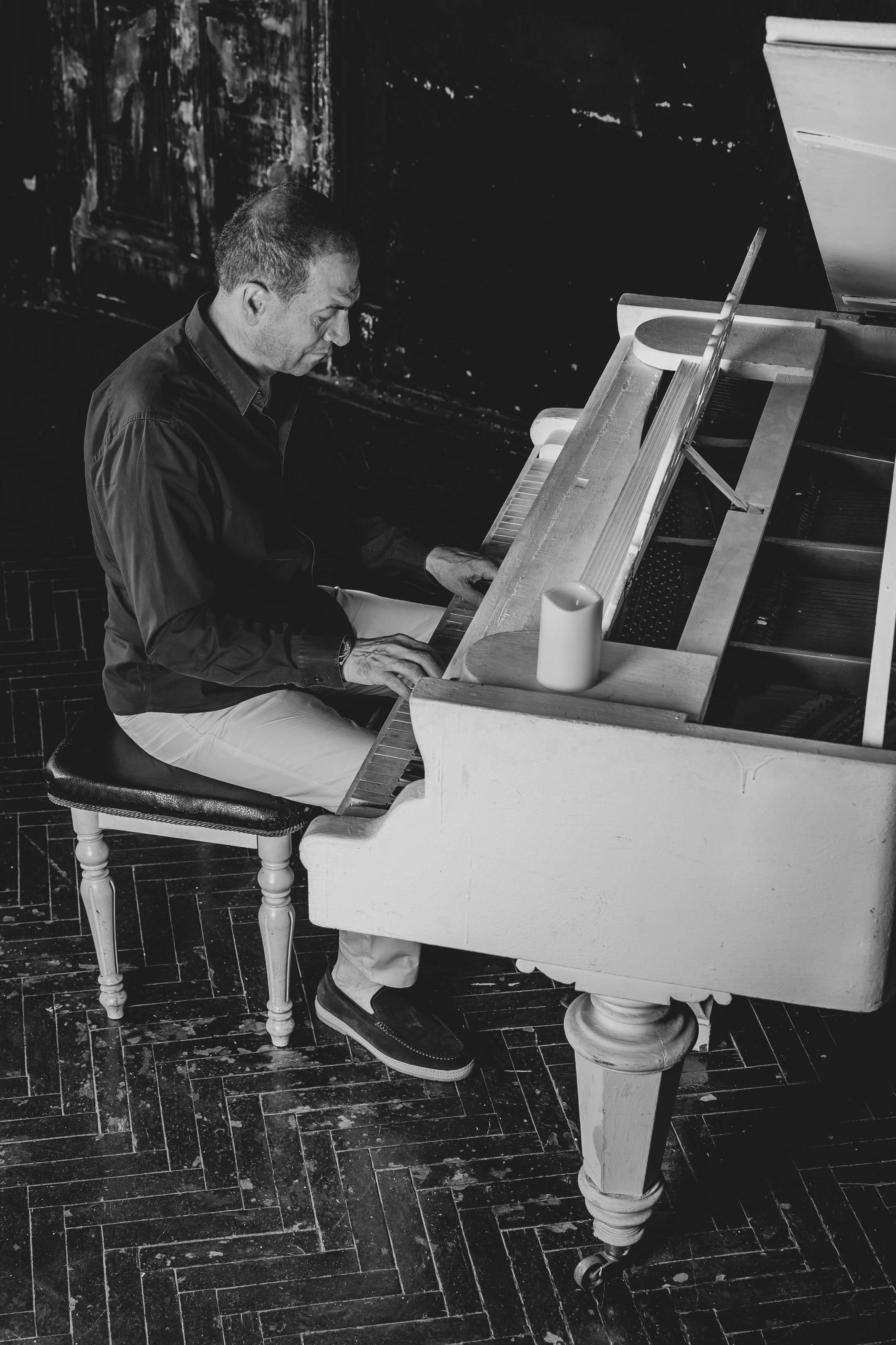 Композитор. Свадебный Фотограф в Москве Гор Магтагян