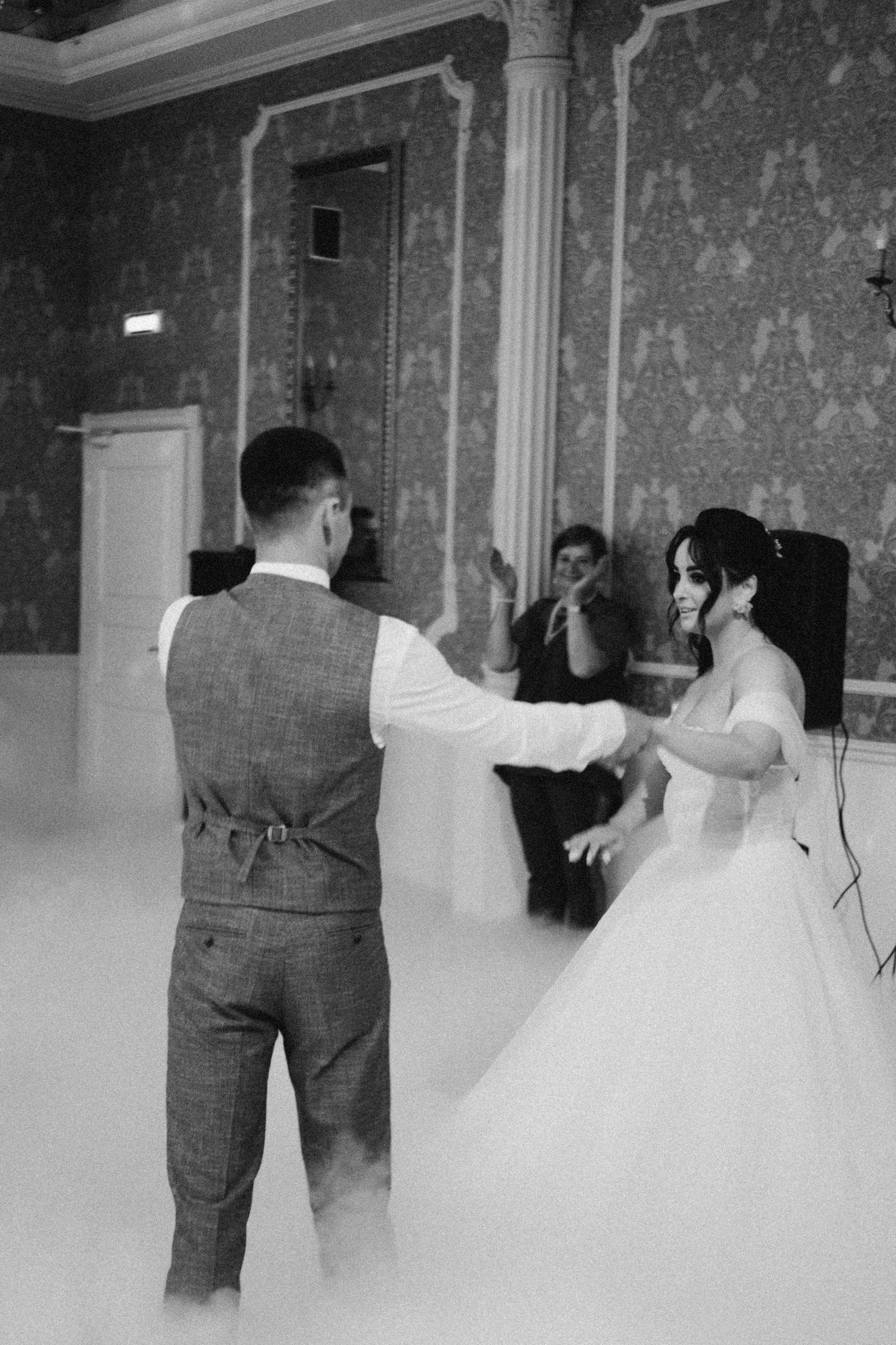 ТАНЕЦ ЖЕНИХА И НЕВЕСТЫ. Профессиональный фотограф, Санкт-Петербург — Виктория Богомолова