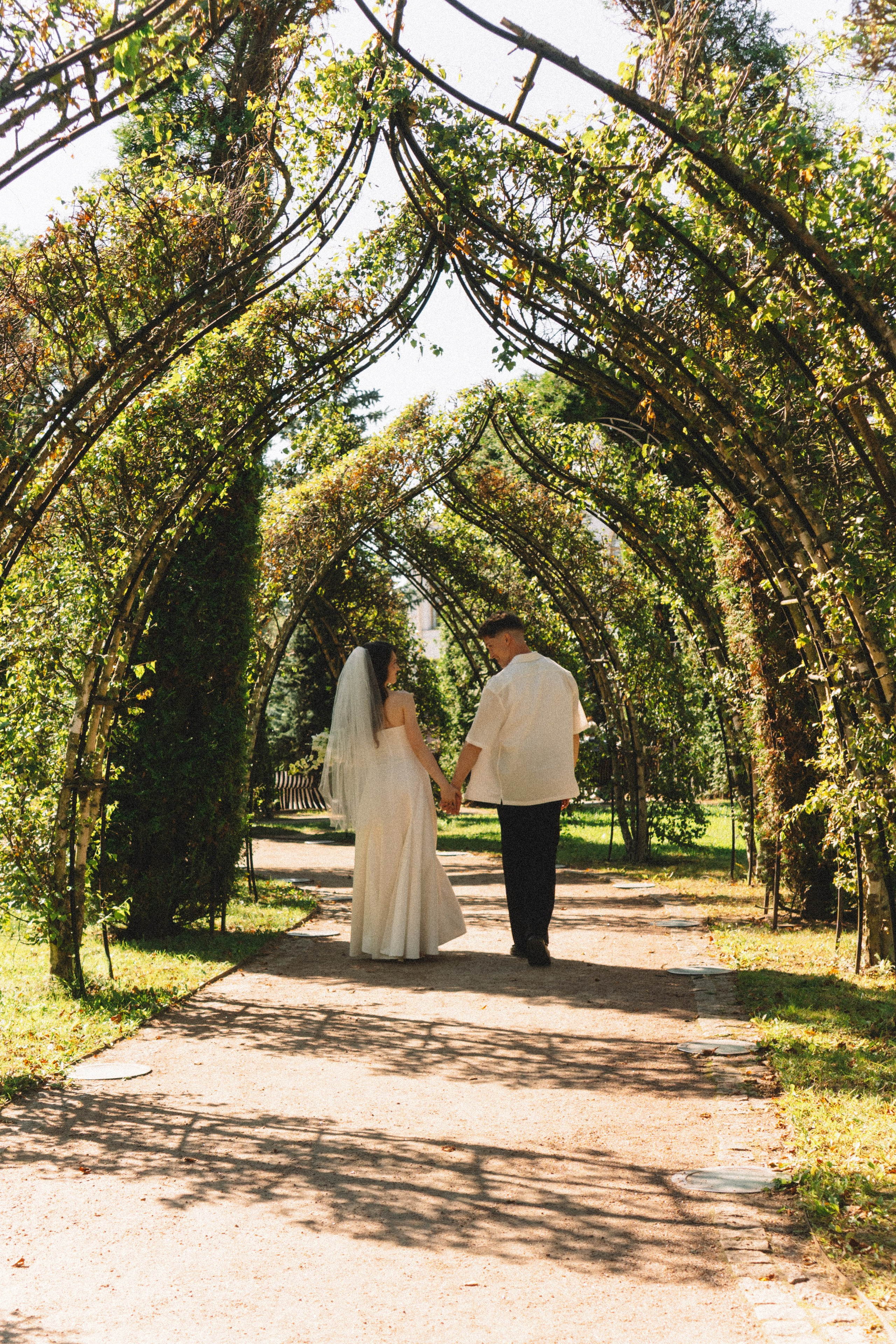 СВАДЕБНАЯ СЬЕМКА В ПЕТЕРГОФЕ И СЬЕМКА РЕПОРТАЖА В ЗАГСЕ ПЕТЕРГОФА. Профессиональный фотограф, Санкт-Петербург — Виктория Богомолова