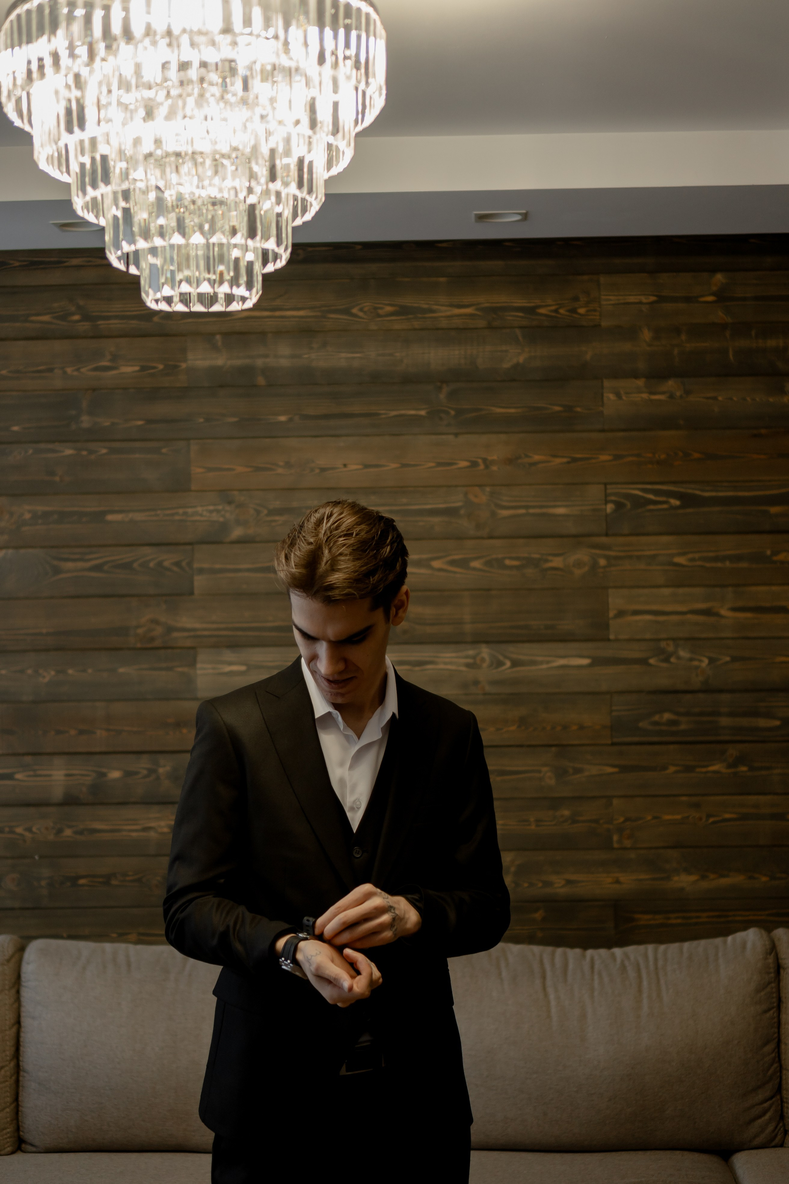 СВАДЕБНАЯ СЬЕМКА СБОРОВ В ОТЕЛЕ И ВЫЕЗД НА ЦЕРЕМОНИЮ (СНЯТО В СИБИРЕ В НИЖНЕВАРТОВСКЕ). Профессиональный фотограф, Санкт-Петербург — Виктория Богомолова