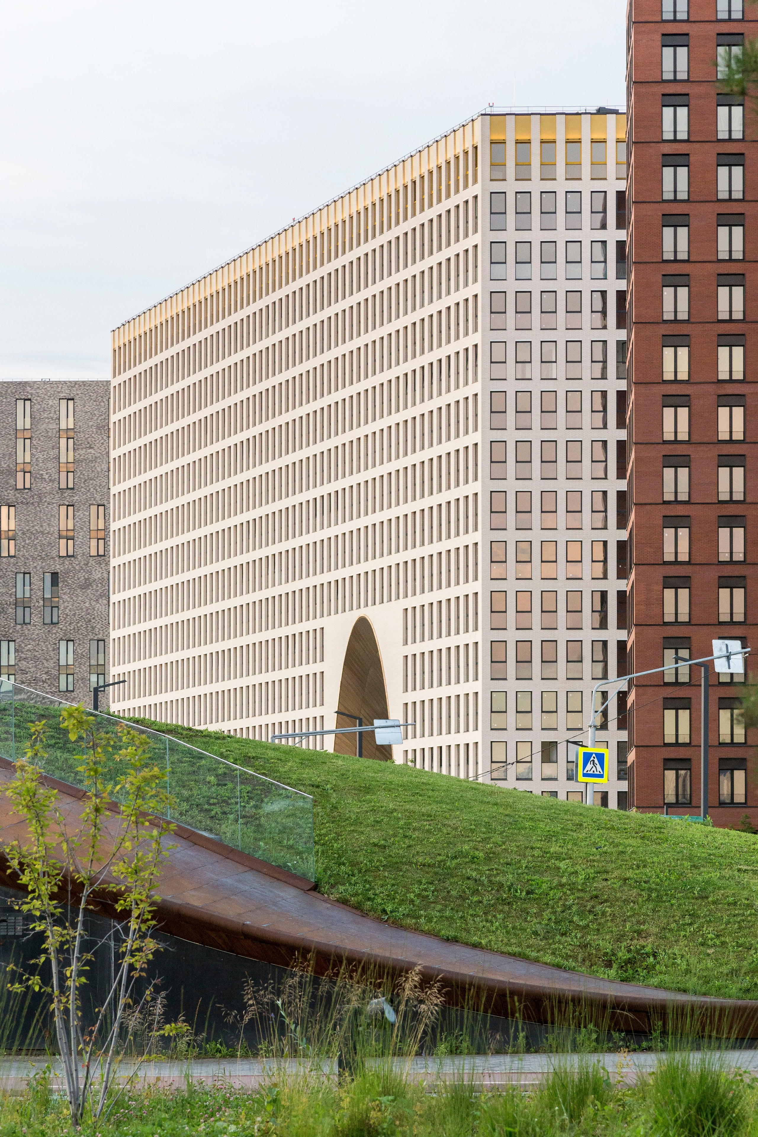 ЗИЛАРТ. Дом с золотой аркой. Проект фотографа Александра Высокина — «Фотоархитектоника»