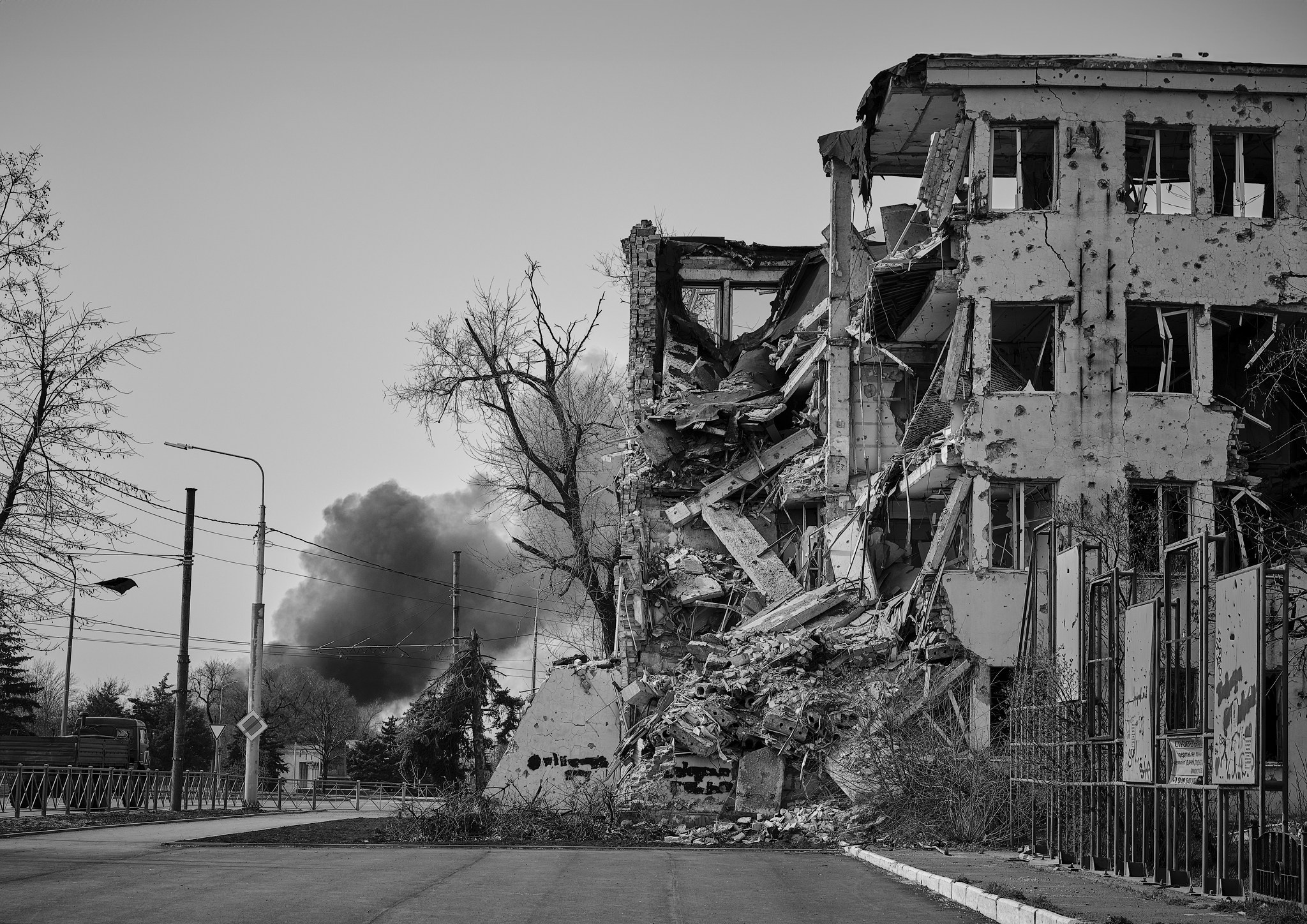 Лицо войны. EMELYAN|Военный фотограф Артур Емельянов