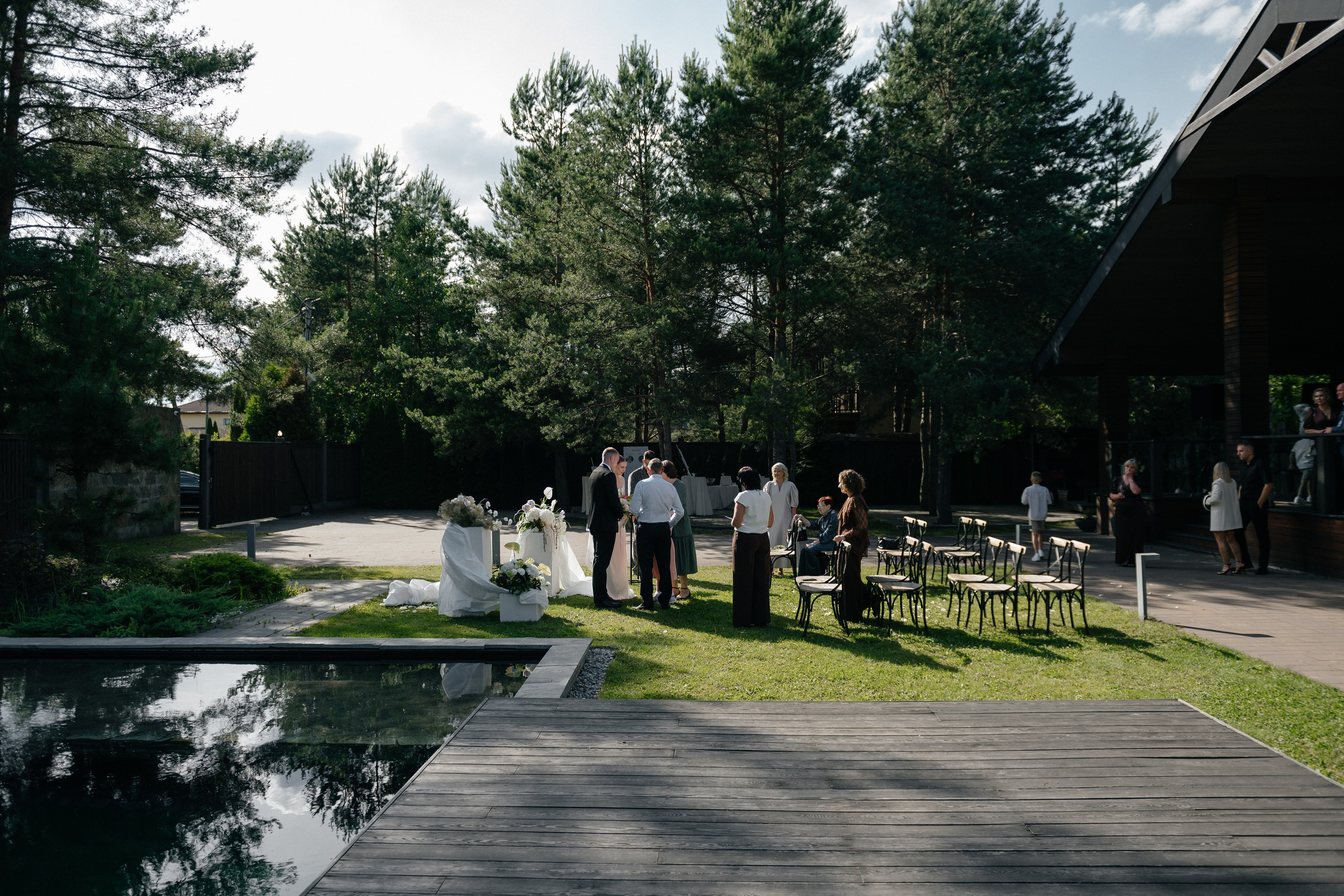 Wedding day in DELICE CHALET. Wedding PHOTOGRAPHER Andrew Vnukov