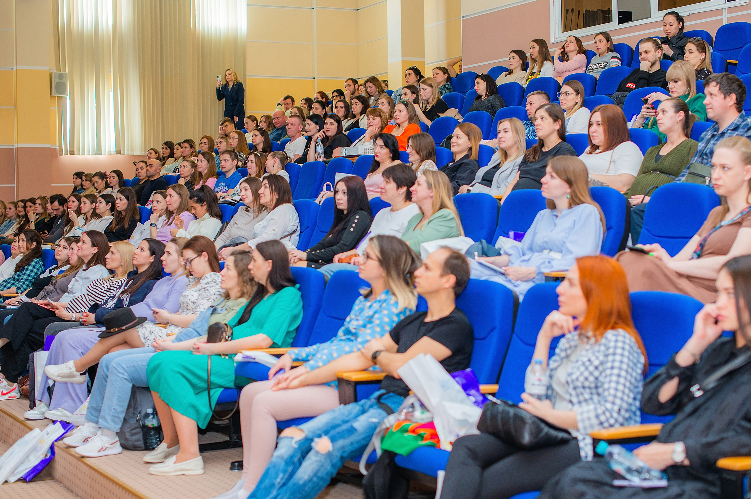 Беременные встречи в перинатальном центре Краснодар 2023. Фотограф новорожденных Краснодар Малышенко Надежда