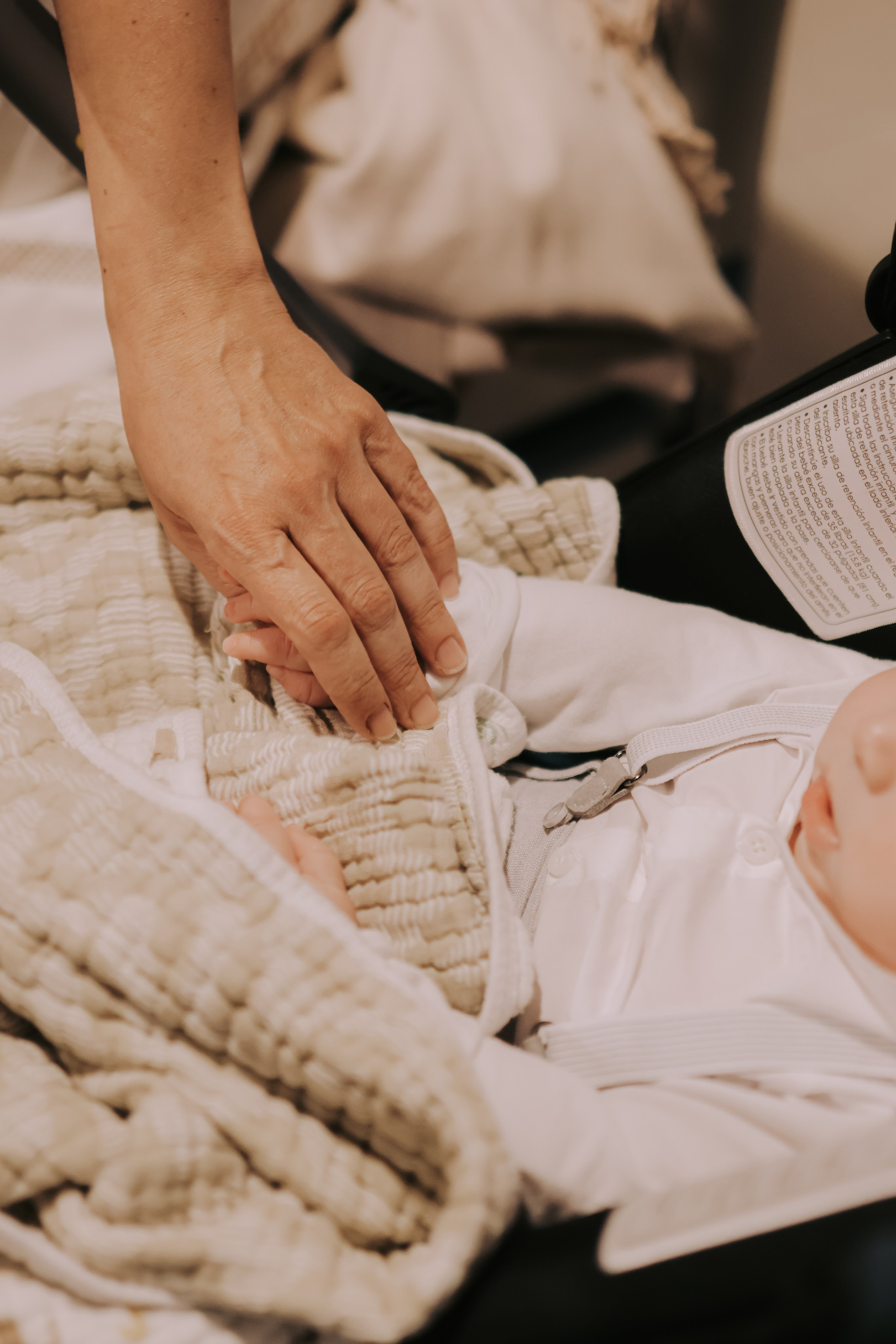 Engagement dinner, Bat Yam | December 2025. Photographer in Israel Alice Milchin