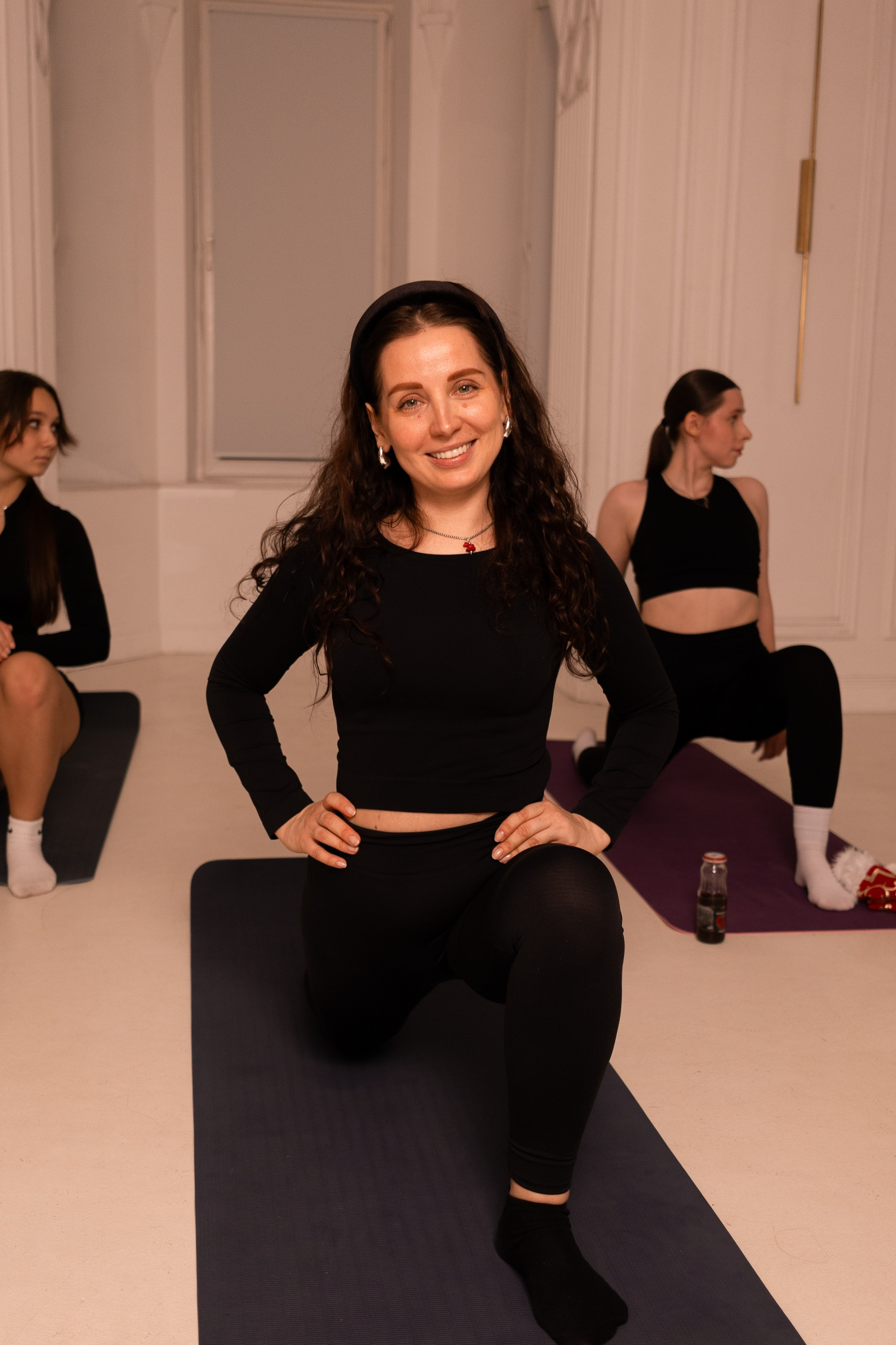 Новогоднее занятие по растяжке. Фотограф в Санкт-Петербурге Смирнова Диана