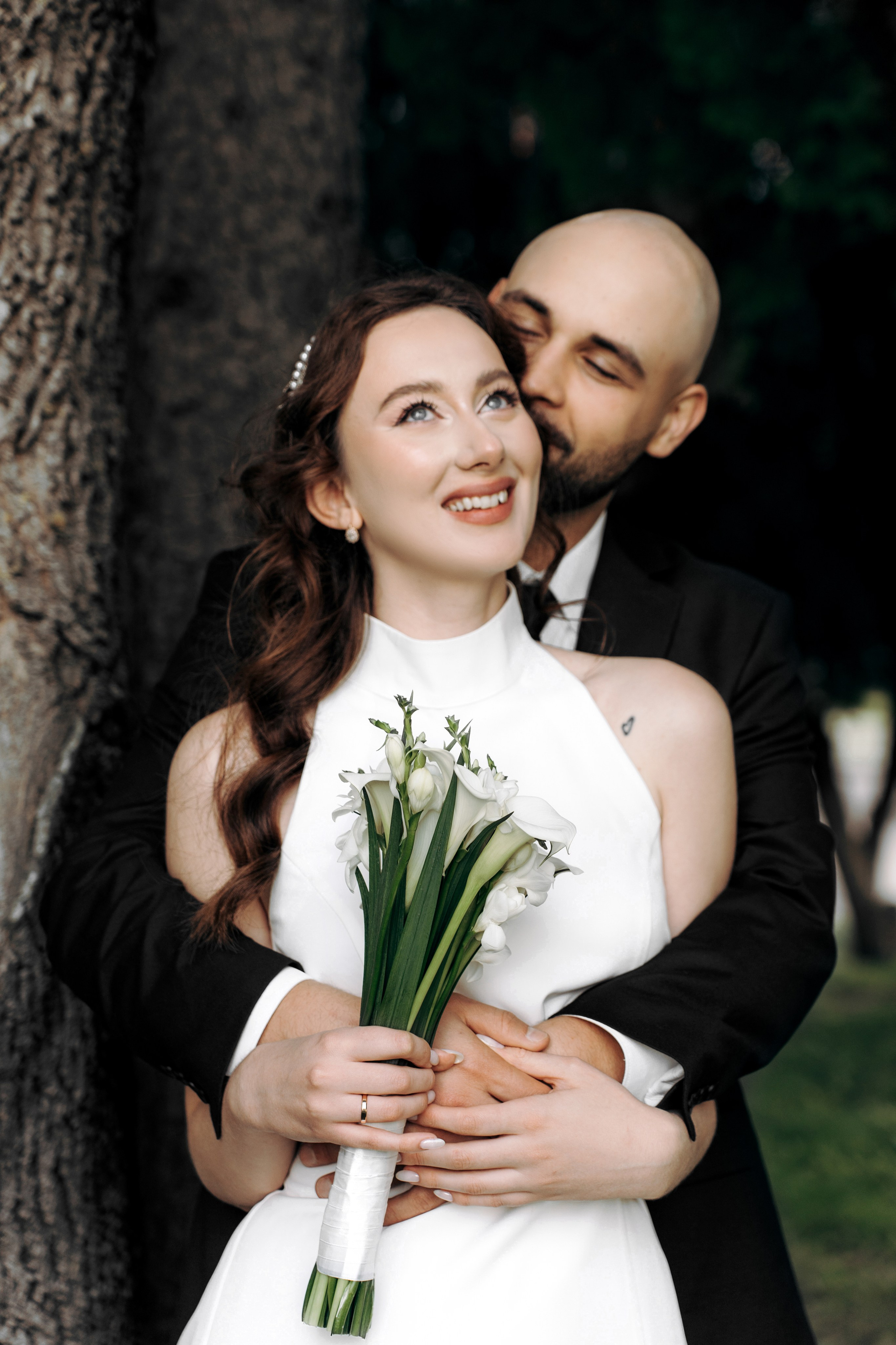 Любовь на фоне старого аэропорта. Ваш семейный фотограф в Минске — Вика Трегубова