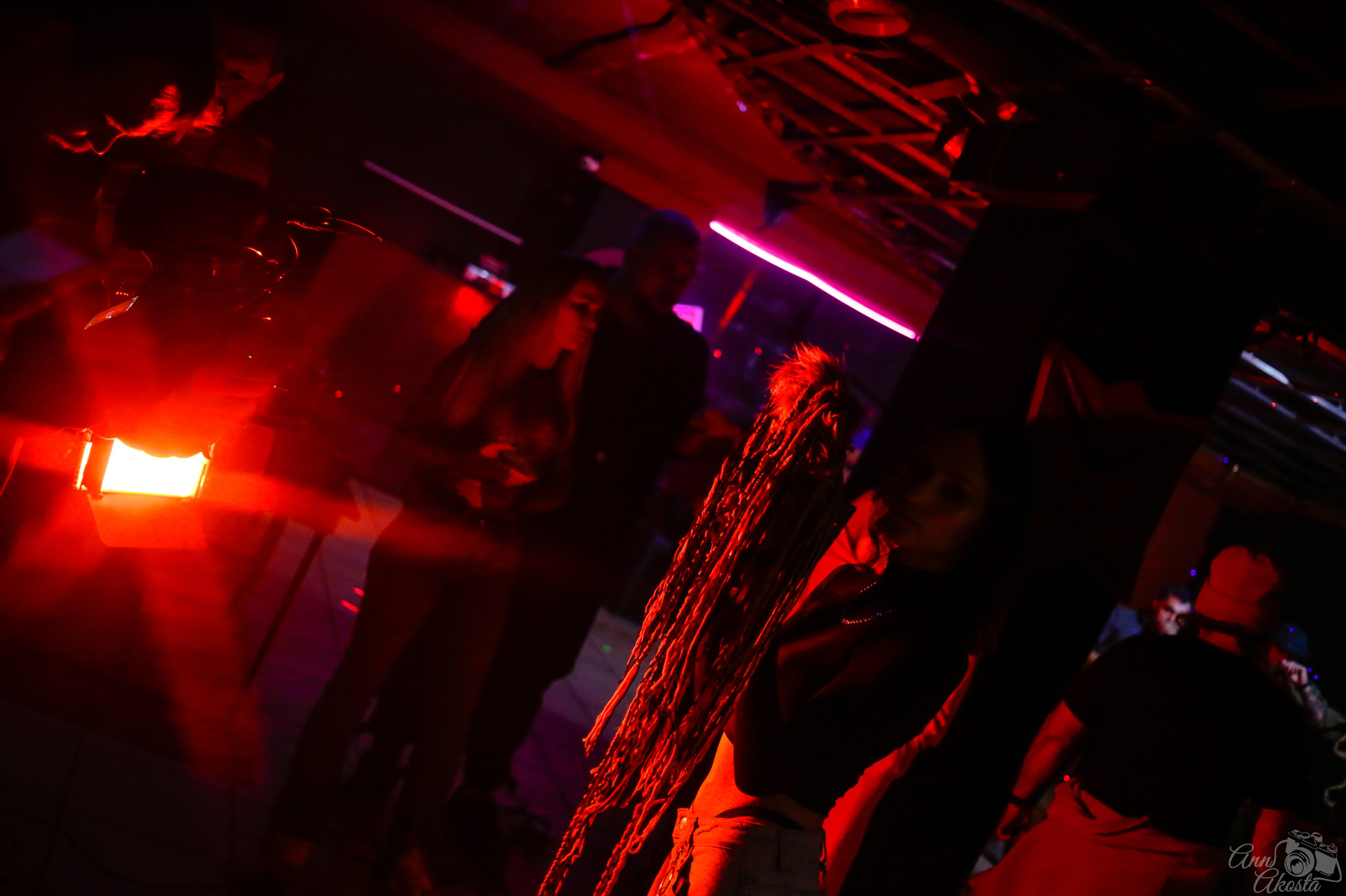 Фильм «Третья смена». Анна Акоста: фотограф в Санкт-Петербурге и Таганроге